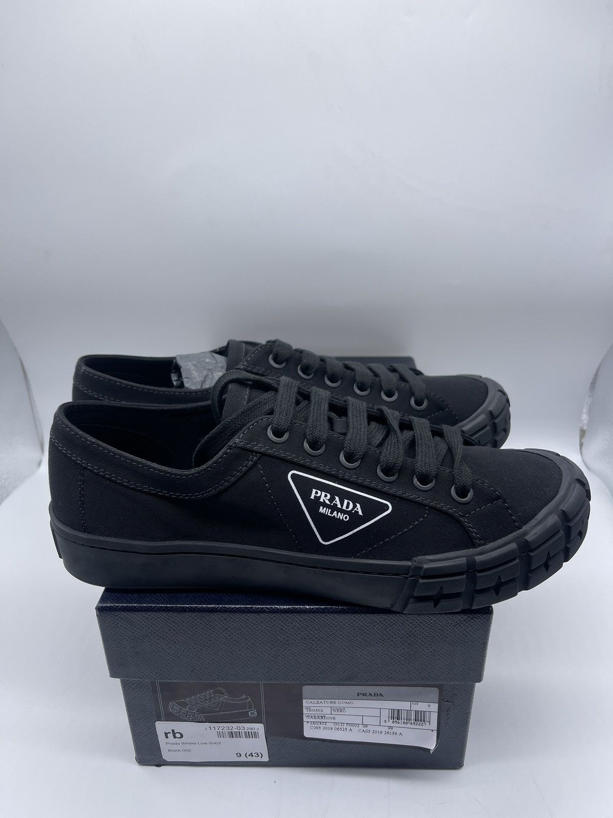 Prada Prada wheel low top sneakers size eu 43 Size US 10 / EU 43 - 3 Thumbnail