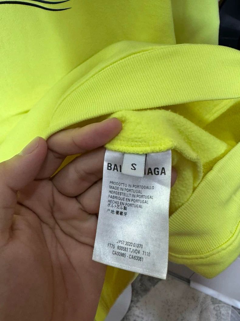 Balenciaga Balenciaga Coke Wave Hoodie Loose Fit Sweatshirt Size US S / EU 44-46 / 1 - 5 Thumbnail