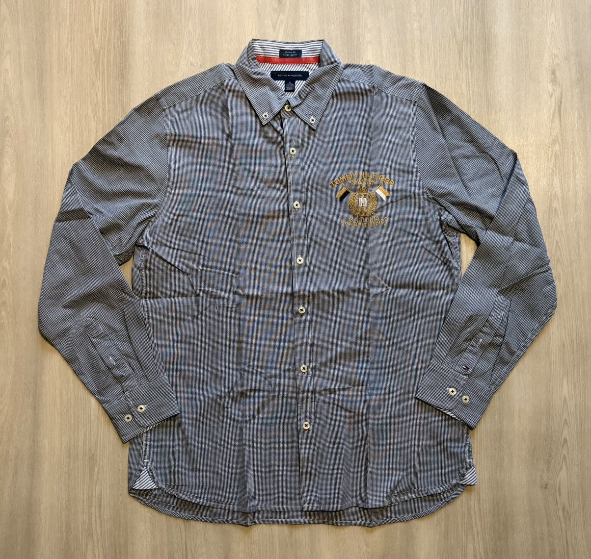 Tommy Hilfiger Tommy Hilfiger Sailing Championships Enbroidered Crest Sz M Size US M / EU 48-50 / 2 - 2 Thumbnail
