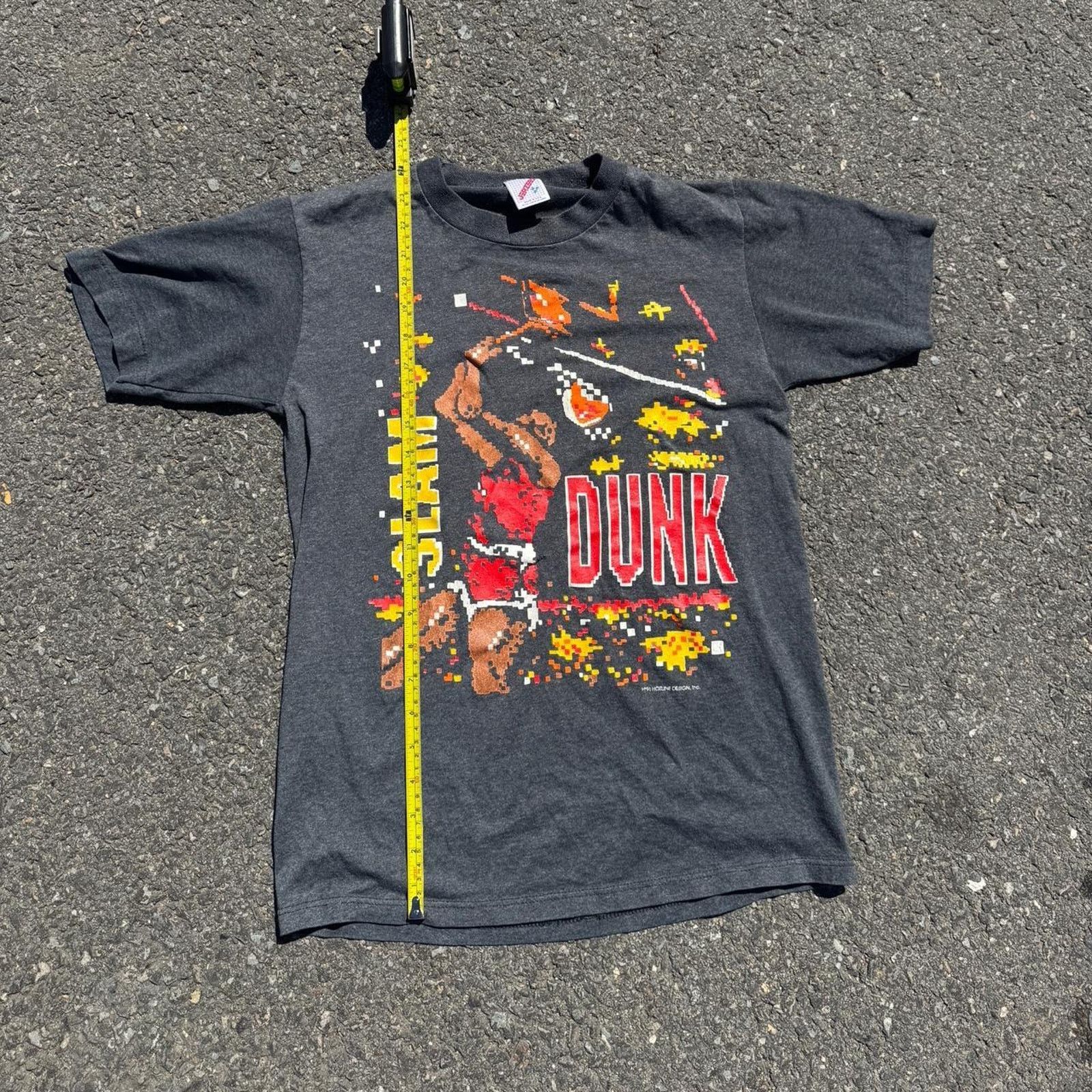 Jerzees Vintage 1991 NBA Slam Dunk Contest T-Shirt – Size Medium Size US M / EU 48-50 / 2 - 7 Thumbnail