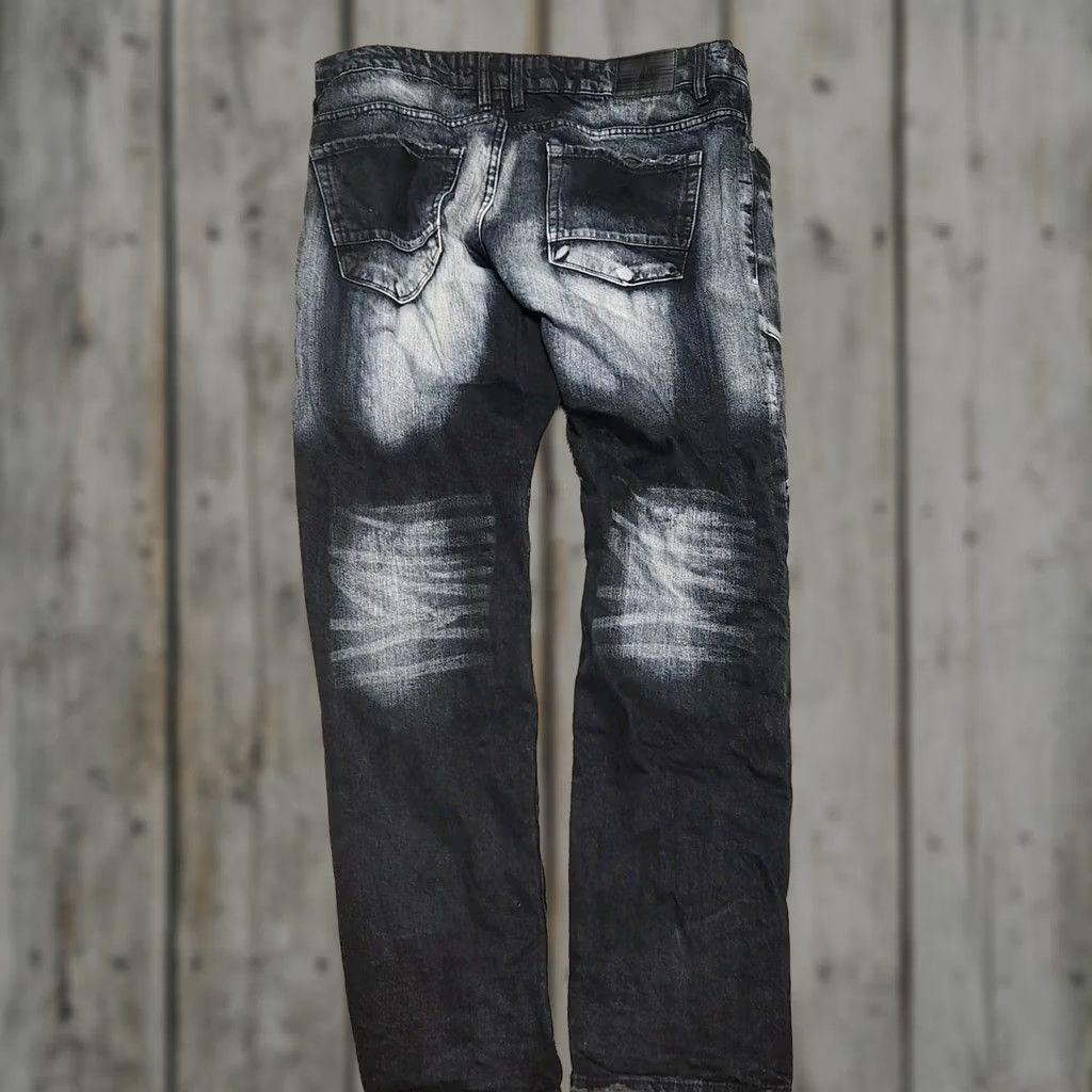 Jordan Craig Jordan Craig Denim Jeans Men 38 32 Blue Cotton Denim Straight Distressed Regular Rise Zip Inseam 32 JM3022 Vintage No Size US 38 / EU 54 - 1 Thumbnail