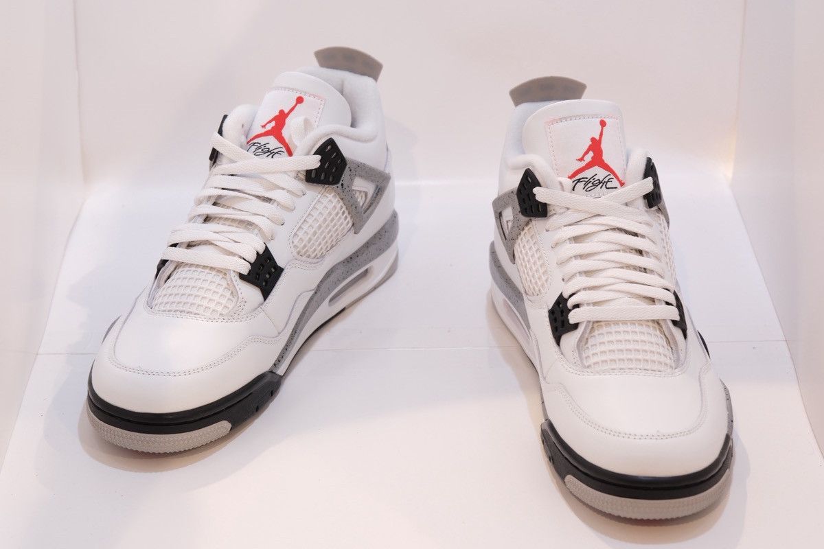 Jordan Brand Air Jordan 4 Retro OG 2025 White Cement BRAND NEW Size 10 Size US 10 / EU 43 - 9 Thumbnail