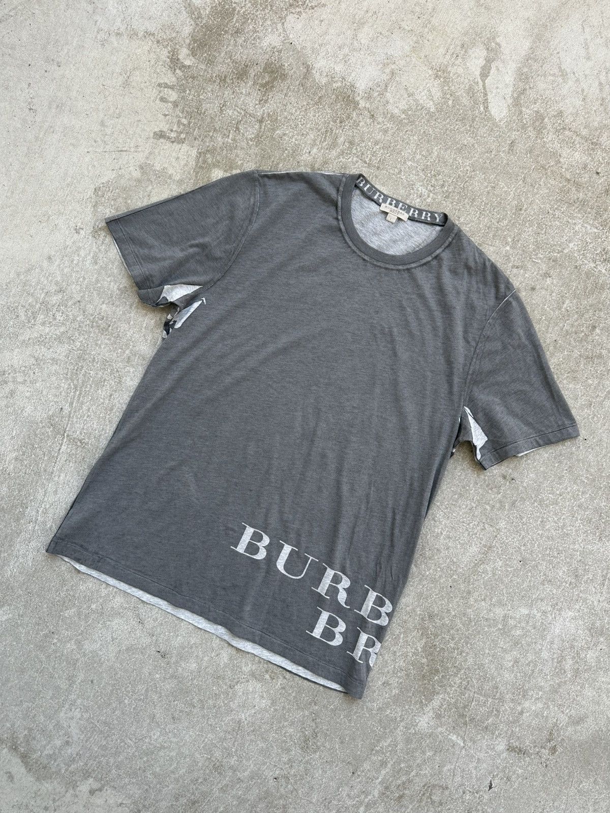 Burberry Burberry Brit Archive Vintage Logo Grey T-Shirt Size US L / EU 52-54 / 3 - 3 Thumbnail