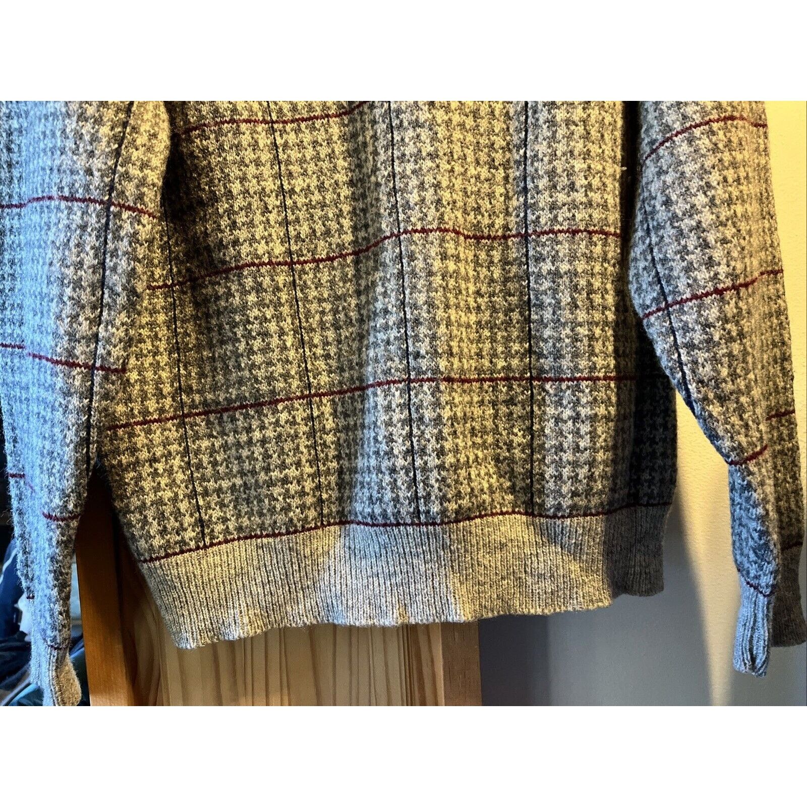 Pendleton Pendleton VTG Men’s L Sweater Wool Gray Plaid Traditionals Size US L / EU 52-54 / 3 - 6 Thumbnail