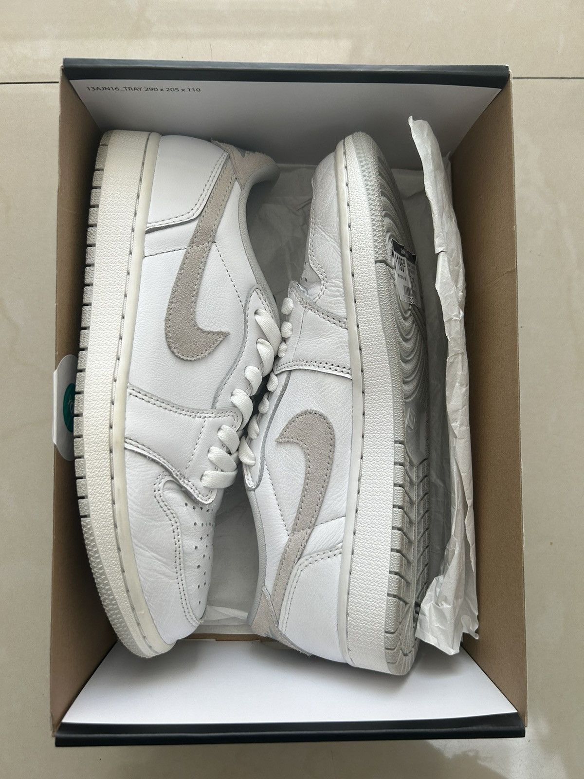 Jordan Brand × Nike Jordan 1 low neutral grey Size US 8.5 / EU 41-42 - 3 Thumbnail