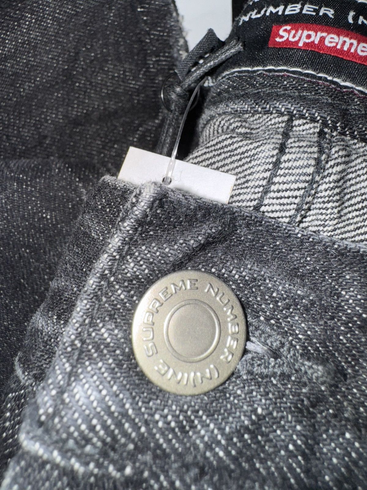Number (N)ine × Supreme Supreme®/Number (N)ine Patches Loose Fit Selvedge Jean Size US 30 / EU 46 - 19 Thumbnail