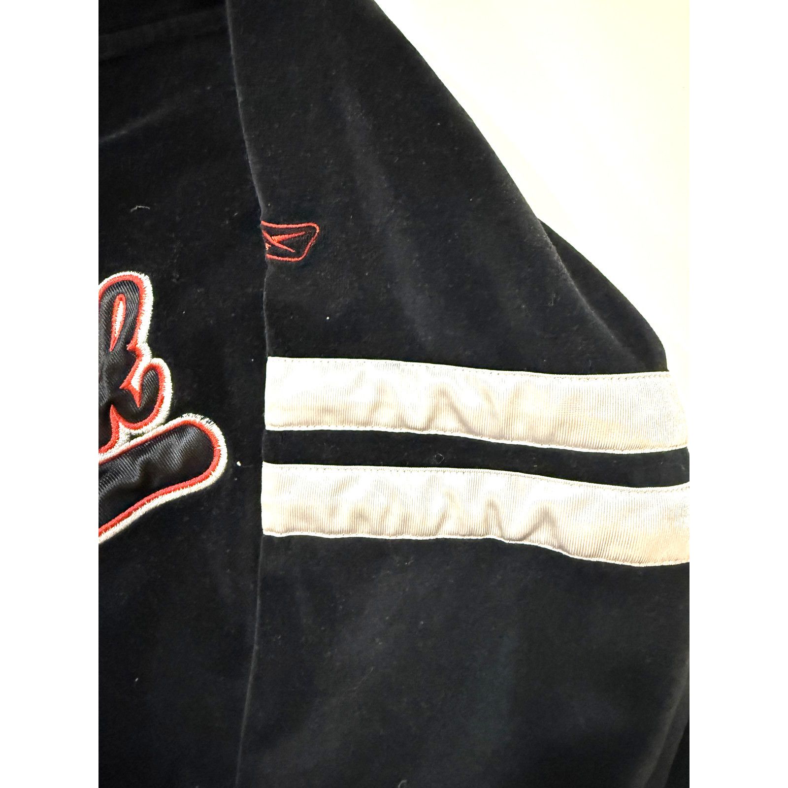 Reebok Reebok Y2K Hoodie Women SM Black Velour Zip Up Jacket Stripe Size S / US 4 / IT 40 - 4 Thumbnail