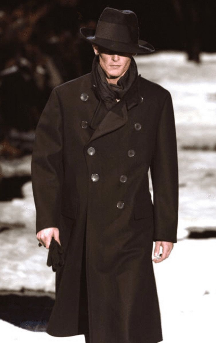 Gucci AW2002 Gucci Black Buttoned Trench Coat by Tom Ford Size US M / EU 48-50 / 2 - 2 Thumbnail