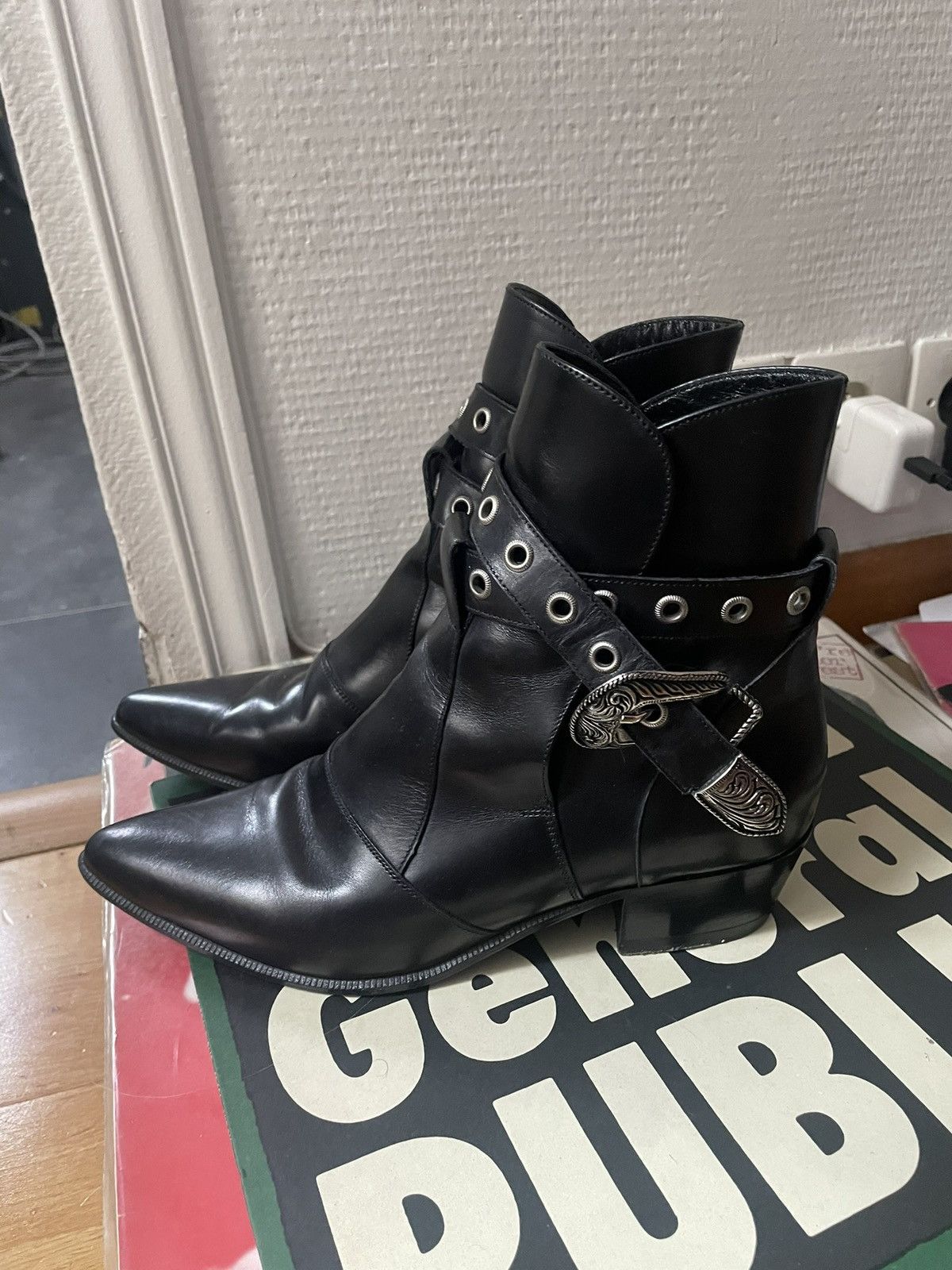 Saint Laurent Paris Saint Laurent Western duckies Size US 7.5 / IT 37.5 - 1 Thumbnail