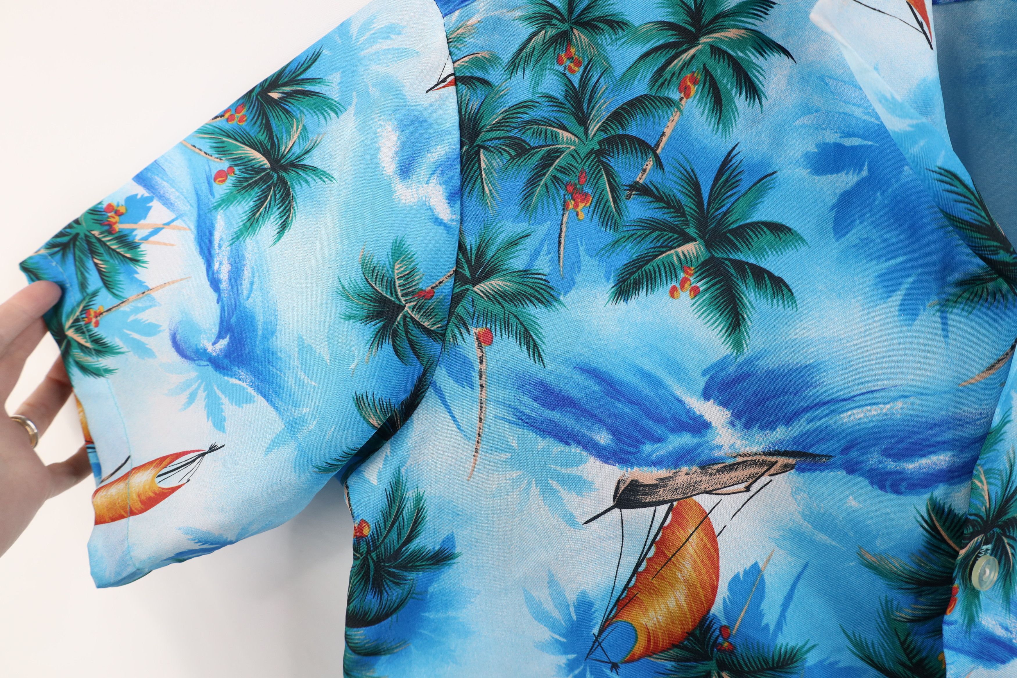 Vintage Vintage 70s Streetwear Camp Collar Hawaiian Button Shirt USA Size US M / EU 48-50 / 2 - 5 Thumbnail