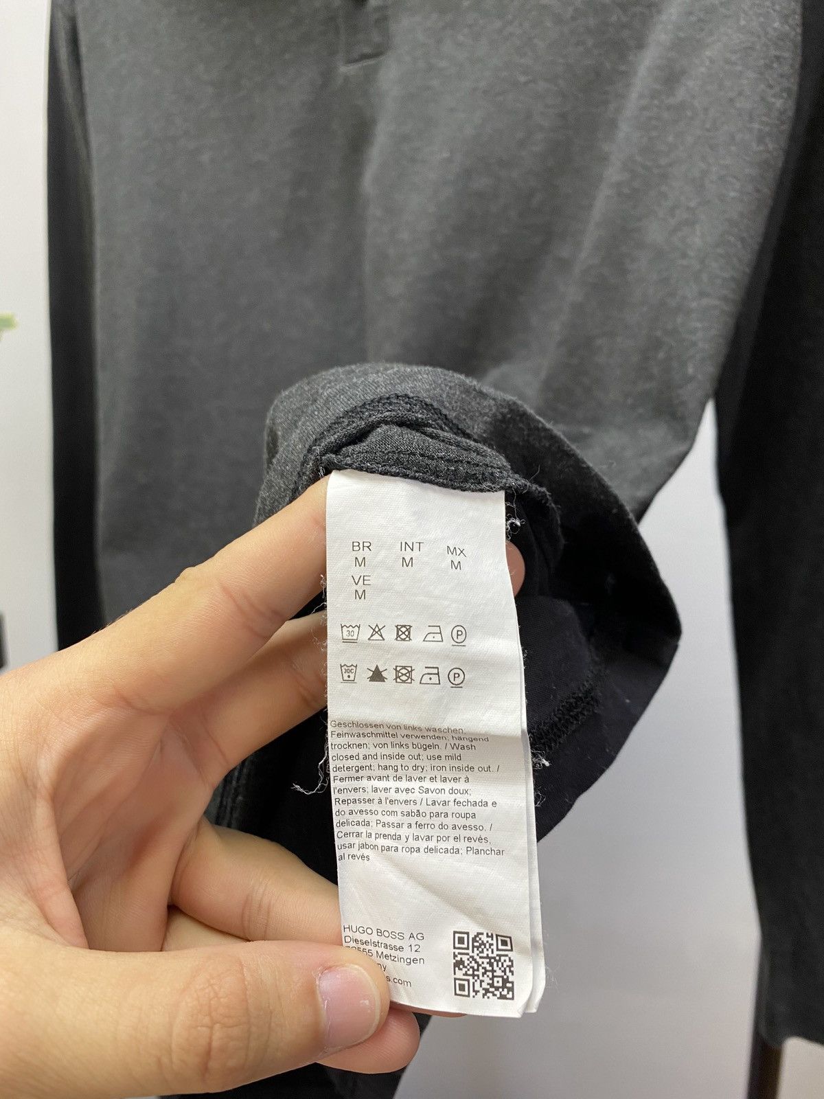 Hugo Boss × Vintage Vintage Hugo Boss Logo Longsleeve Polo Shirt Size US M / EU 48-50 / 2 - 8 Thumbnail