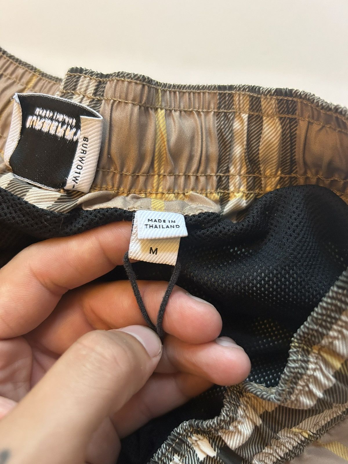 Burberry Burberry Shorts MENS MEDIUM Size US 30 / EU 46 - 5 Thumbnail
