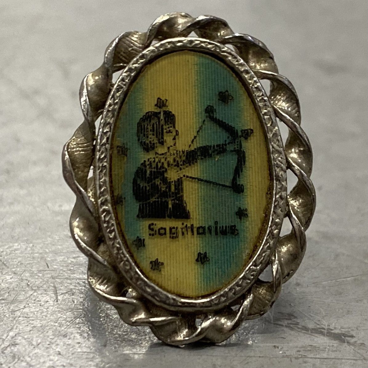 Japanese Brand × Kapital × Vintage Vtg 60s 70s Holographic Sagittarius Zodiac Ring True Vintage Size ONE SIZE - 2 Thumbnail