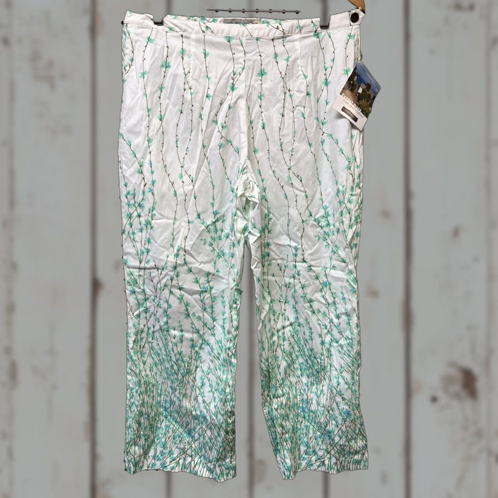 ExOfficio ExOfficio Vignette Capri Pants Womens Travel White Floral Cotton Blend 16 Regular Size 16 Women Size 38" / US 16 / IT 52 - 1 Thumbnail