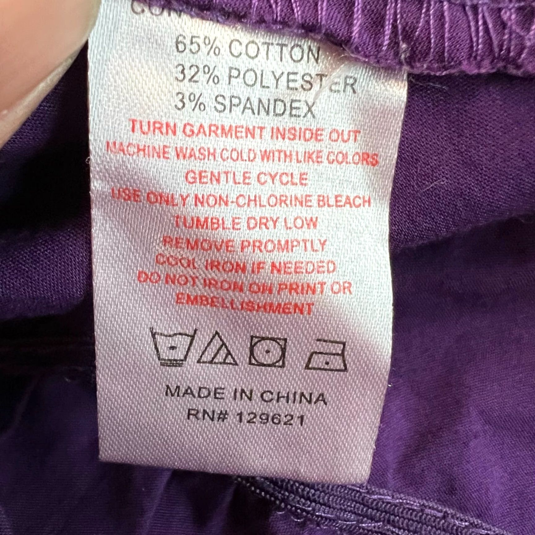 Sean John Sean John Ruched Button Top Womens Size L Purple Long Sleeve Off Set One Word: Button-Up Shirt Womens L Purple Sean John Ruched Off Set Button Top Size L / US 10 / IT 46 - 6 Thumbnail