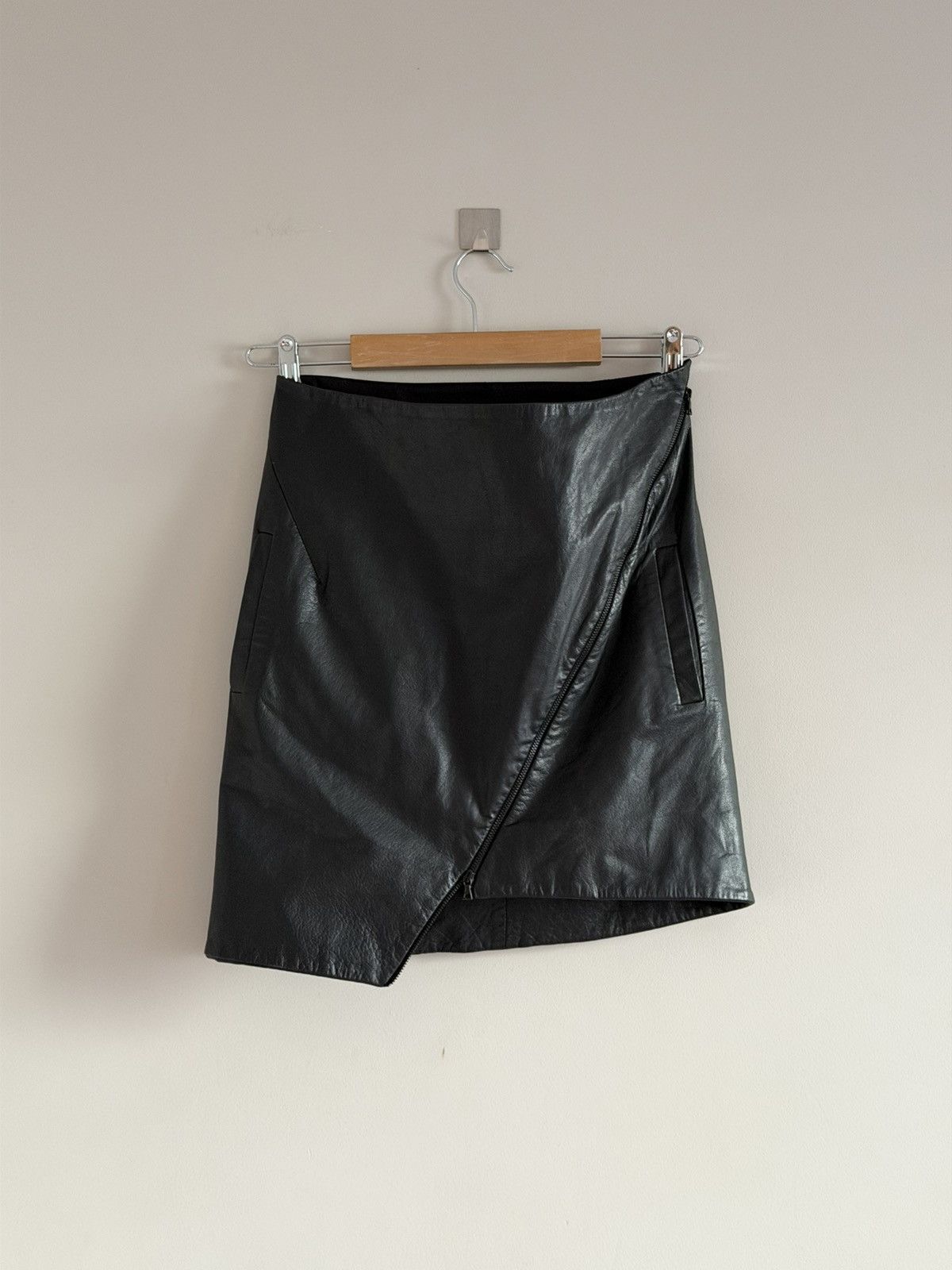 Dion Lee Dion Lee Line II Asymmetric Leather Wrap Mini Skirt Size 28" / US 6 / IT 42 - 2 Thumbnail