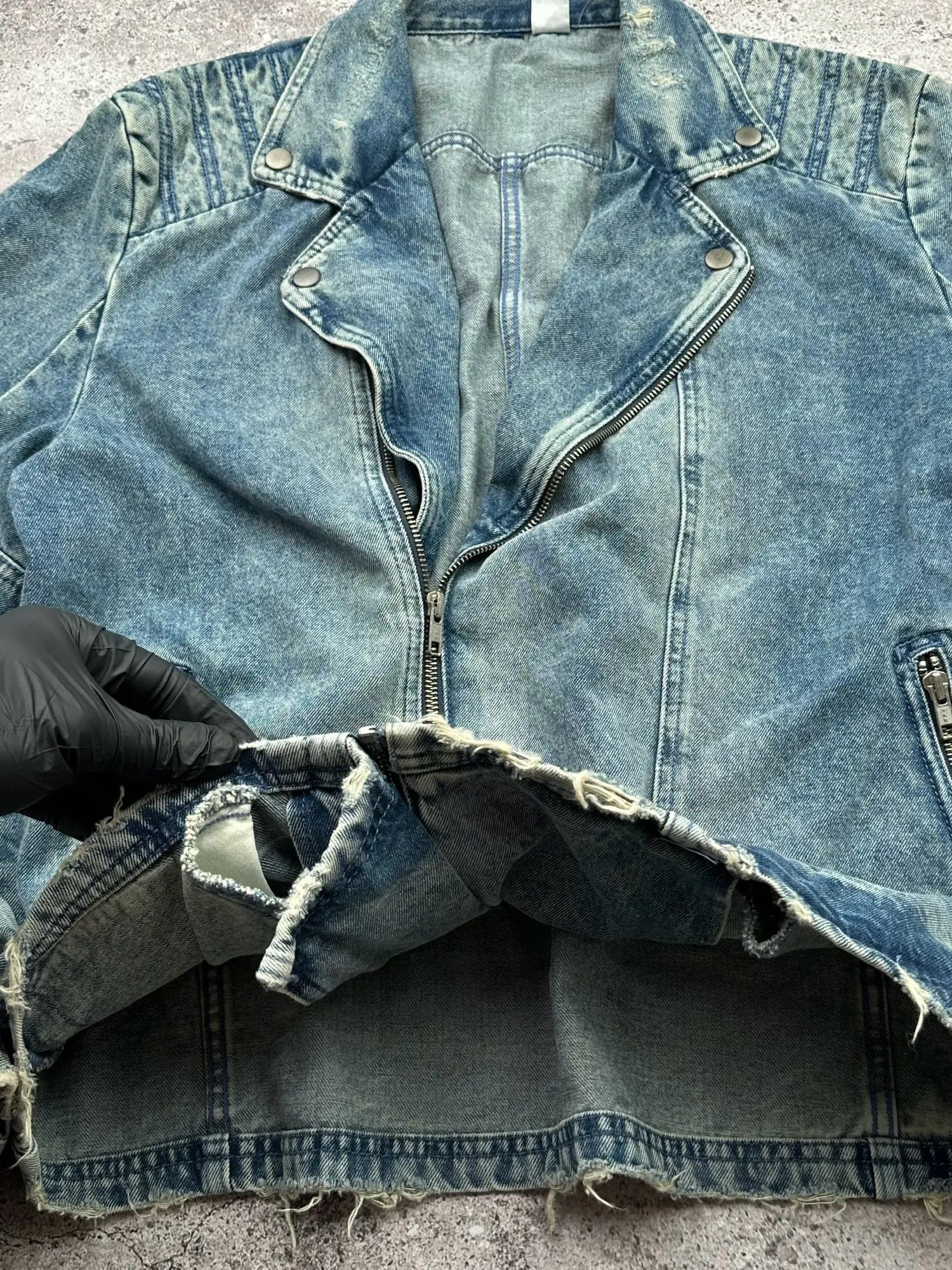 Japanese Brand Vintage Distressed Denim Jacket C30(V620) Size L / US 10 / IT 46 - 4 Thumbnail