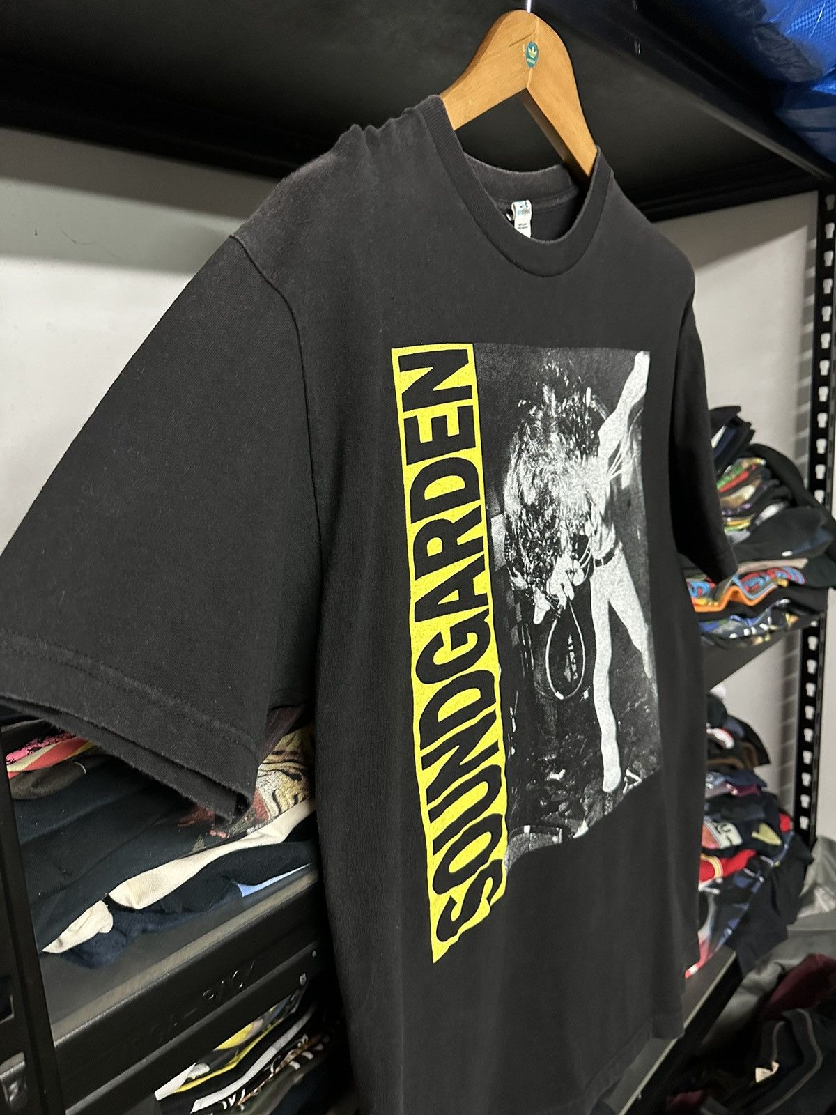 Band Tees Vintage Soundgarden Promo Faded Grunge Tee Size US L / EU 52-54 / 3 - 4 Thumbnail