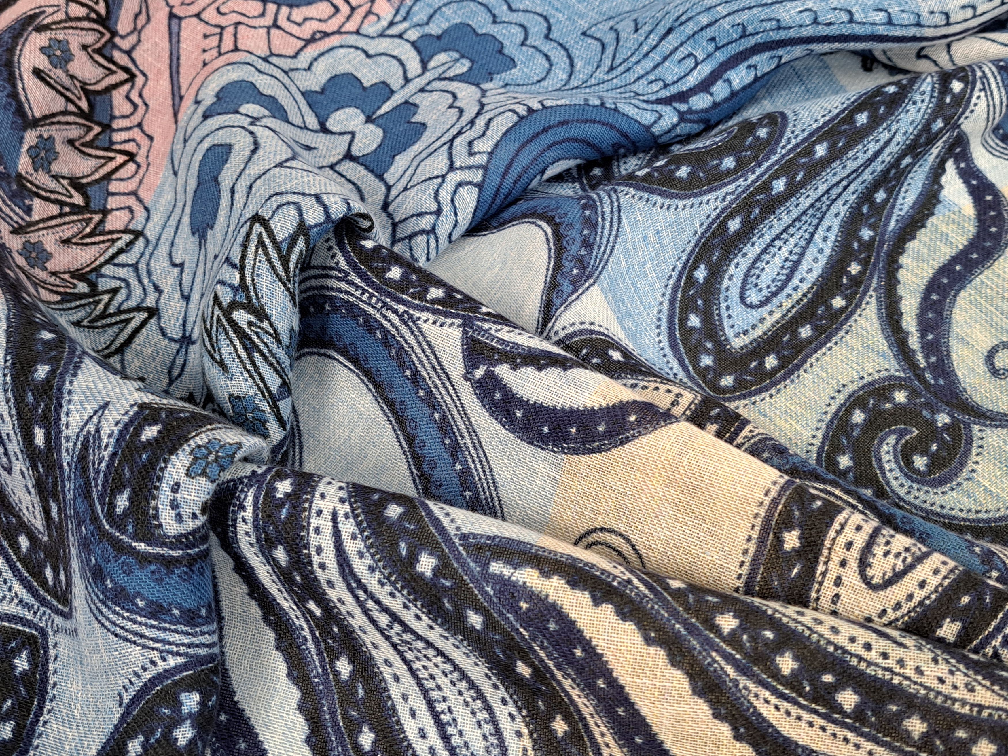 Etro ETRO linen large paisley scarf. Made in Italy. Size ONE SIZE - 14 Thumbnail