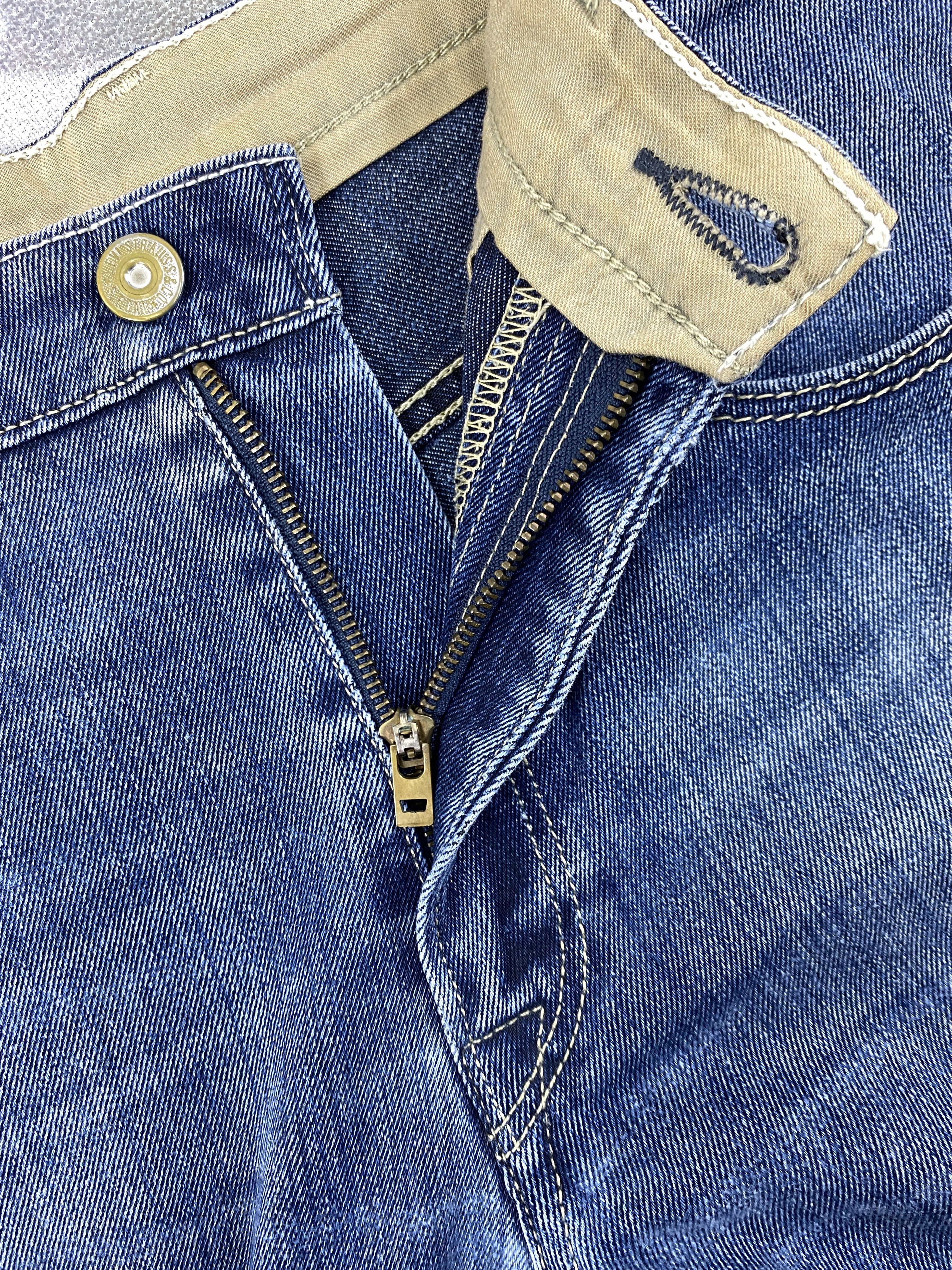Levi's Distressed Blue Vintage Levi's 550 36x33 Denim -JN2122 Size US 36 / EU 52 - 6 Thumbnail