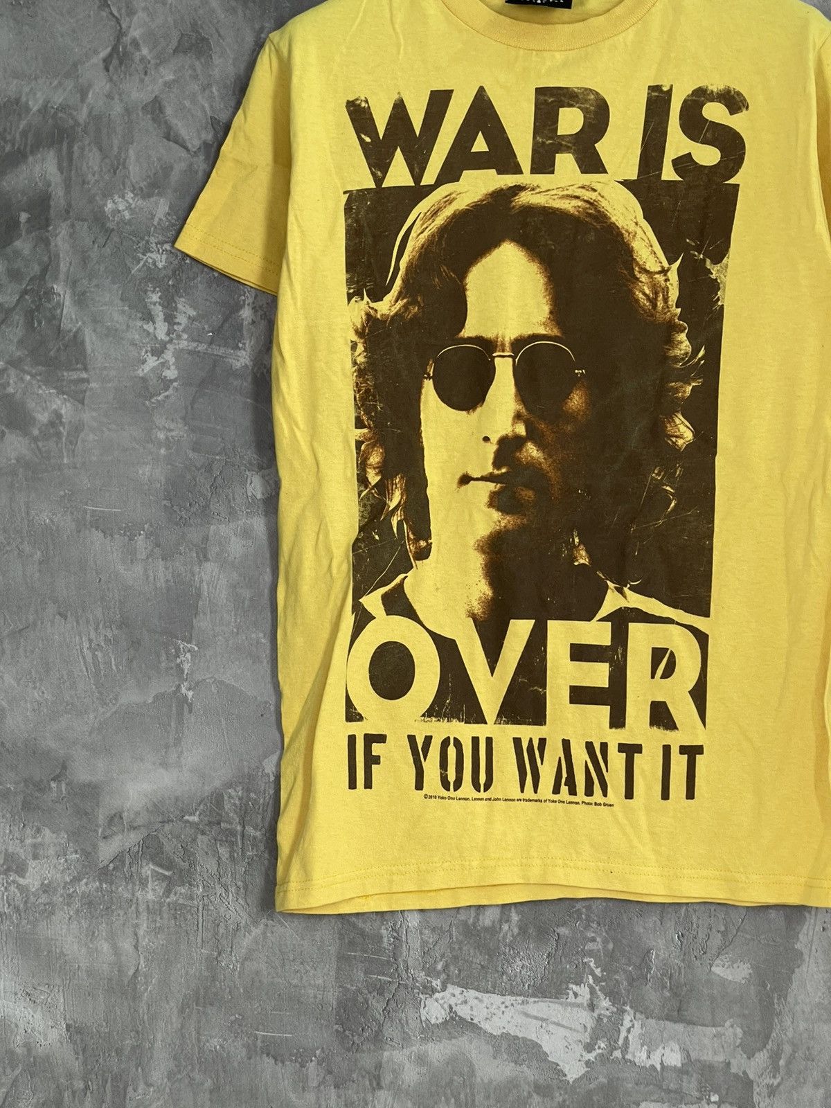 Band Tees John Lennon Vintage 90s T shirt by Ziion Size US S / EU 44-46 / 1 - 5 Thumbnail