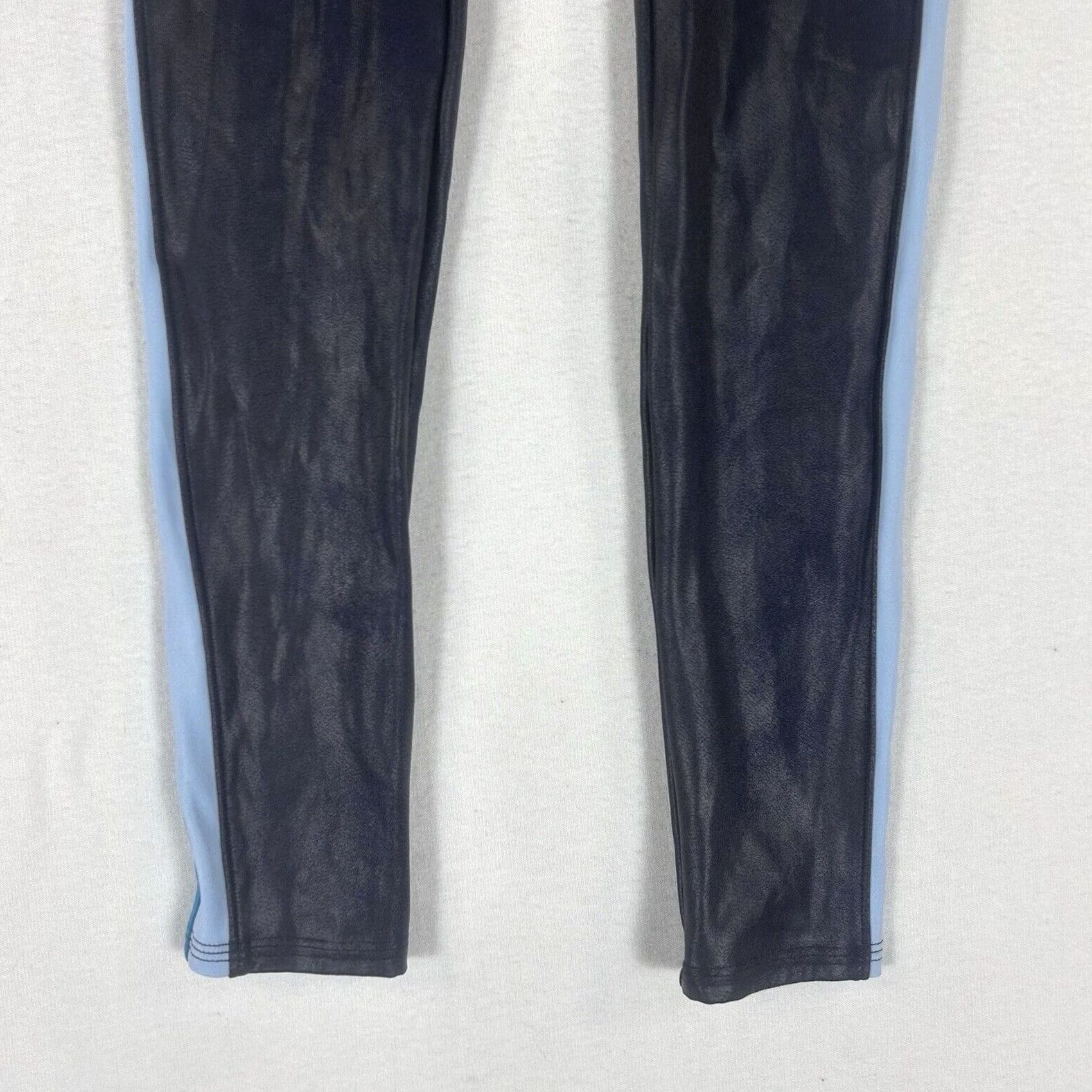 Spanx Spanx Leggings Womens XS Blue Stripes Stretch Shaping Ankle Yoga Casual Activewear Slimming Pattern Stripe Size 26" / US 2 / IT 38 - 3 Thumbnail