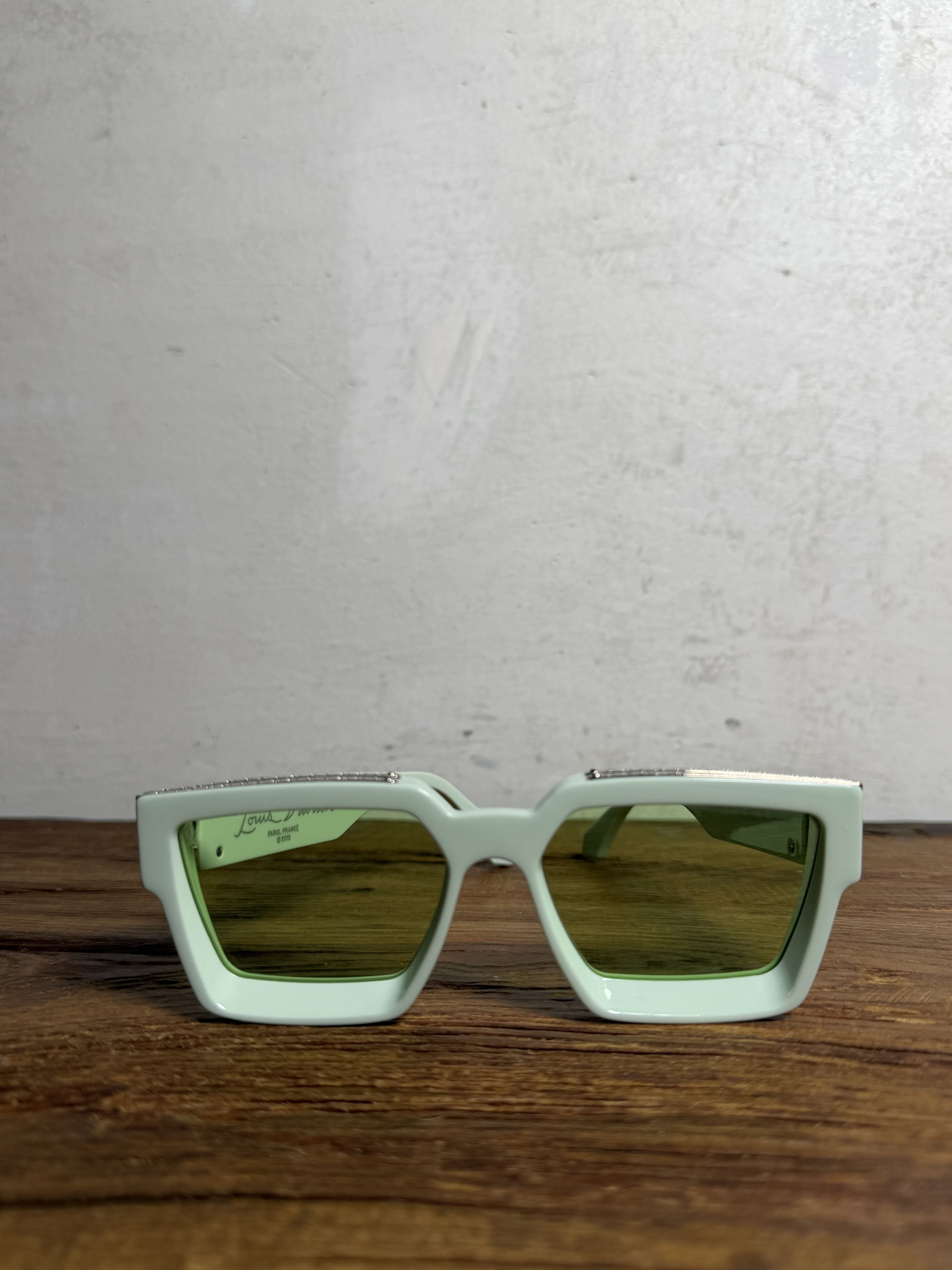 Louis Vuitton Louis Vuitton 1.1 Millionaires Sunglasses Pale Green Size ONE SIZE - 3 Thumbnail