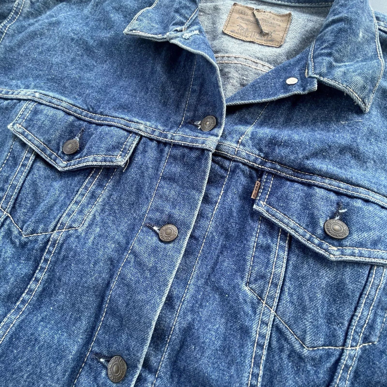Levi's Vintage Levis Denim Jacket Mens Large Trucker Size US L / EU 52-54 / 3 - 7 Thumbnail