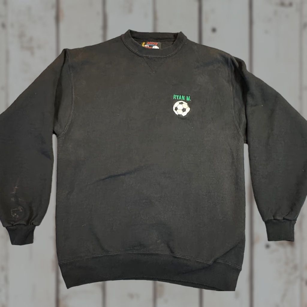 Soffe VINTAGE Soffee Heavy Cotton USA Made Thousand Oaks, CA Y2K Soccer Crewneck Men L Black Graphic Print Sweatshirt Size US L / EU 52-54 / 3 - 1 Thumbnail