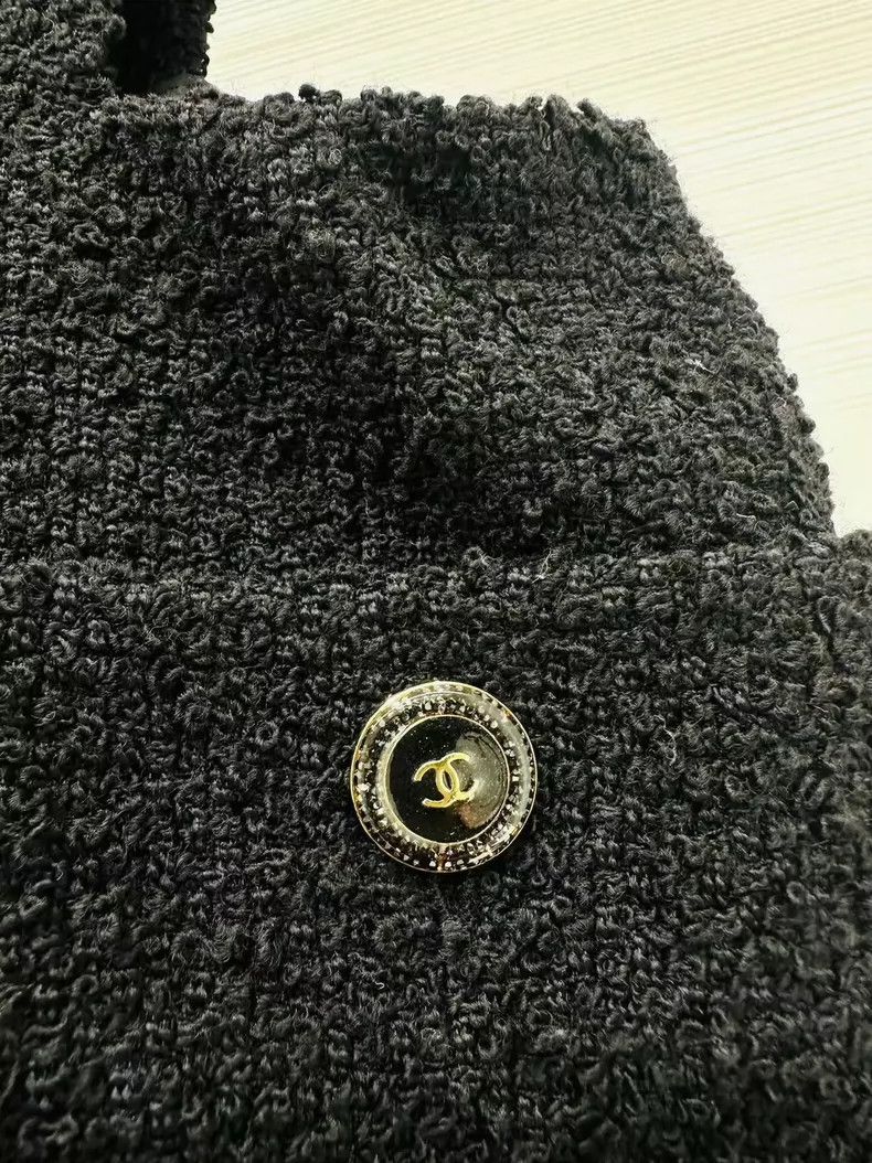 Chanel Chanel Early spring series leak waist tweed skirt Size 42" / US 20 - 6 Thumbnail