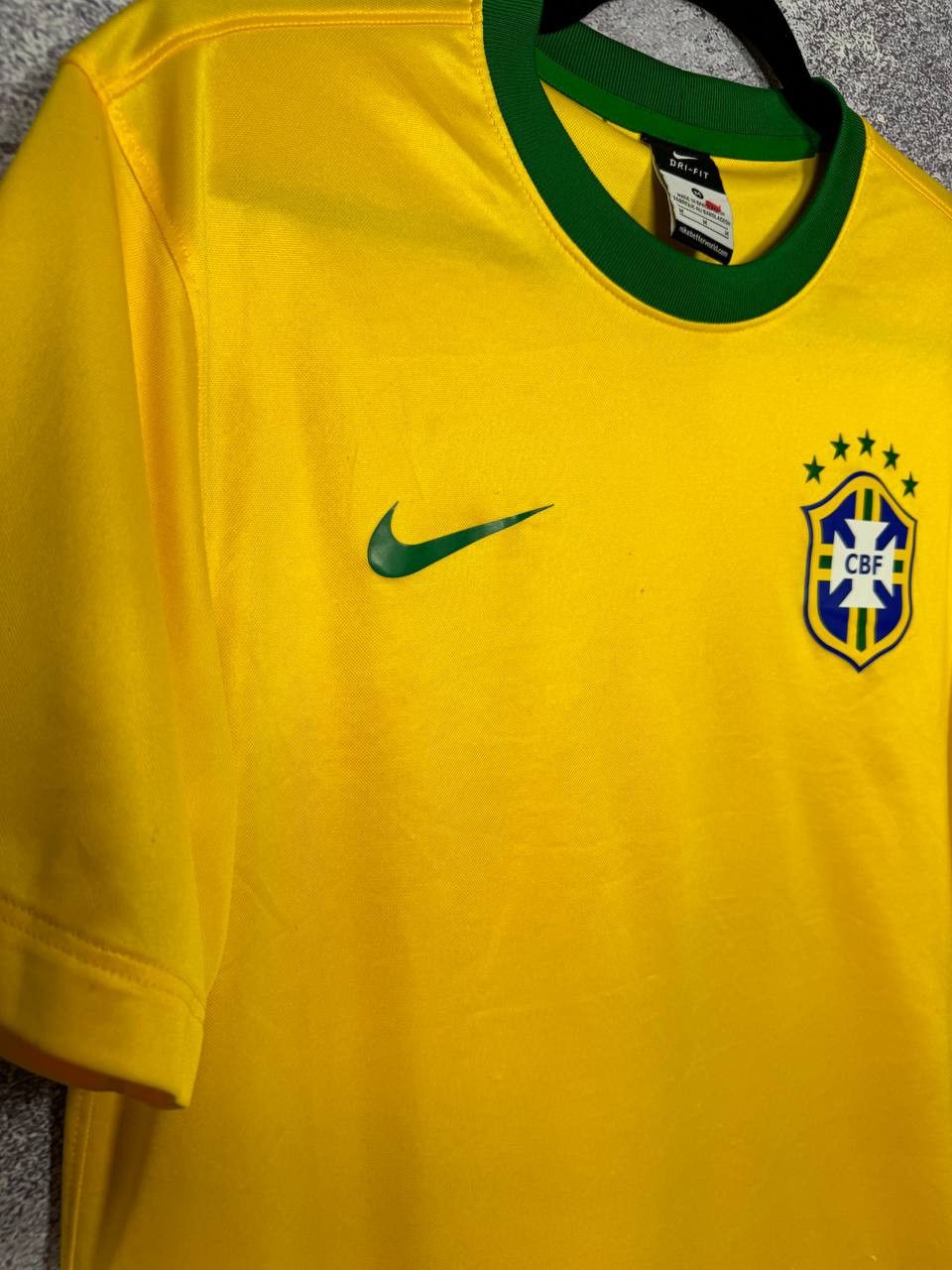 Nike Brazil National Team 2014 Nike Soccer Jersey Medium Size US M / EU 48-50 / 2 - 6 Thumbnail
