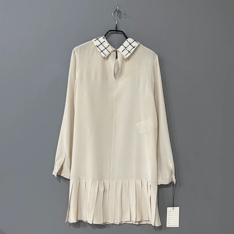 Prada Prada Mulberry silk lapel sequin dress Size XS / US 0-2 / IT 36-38 - 4 Thumbnail