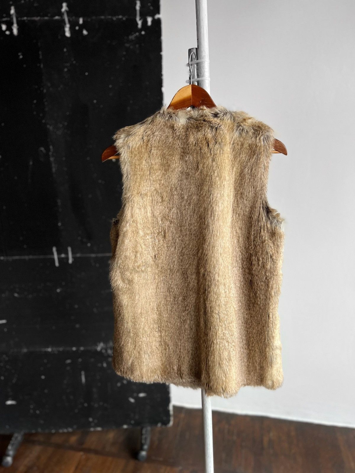 Designer × Zara ZARA Trafaluc Outerwear Faux Fur Vest Mid-Length Jacket Size S / US 4 / IT 40 - 3 Thumbnail