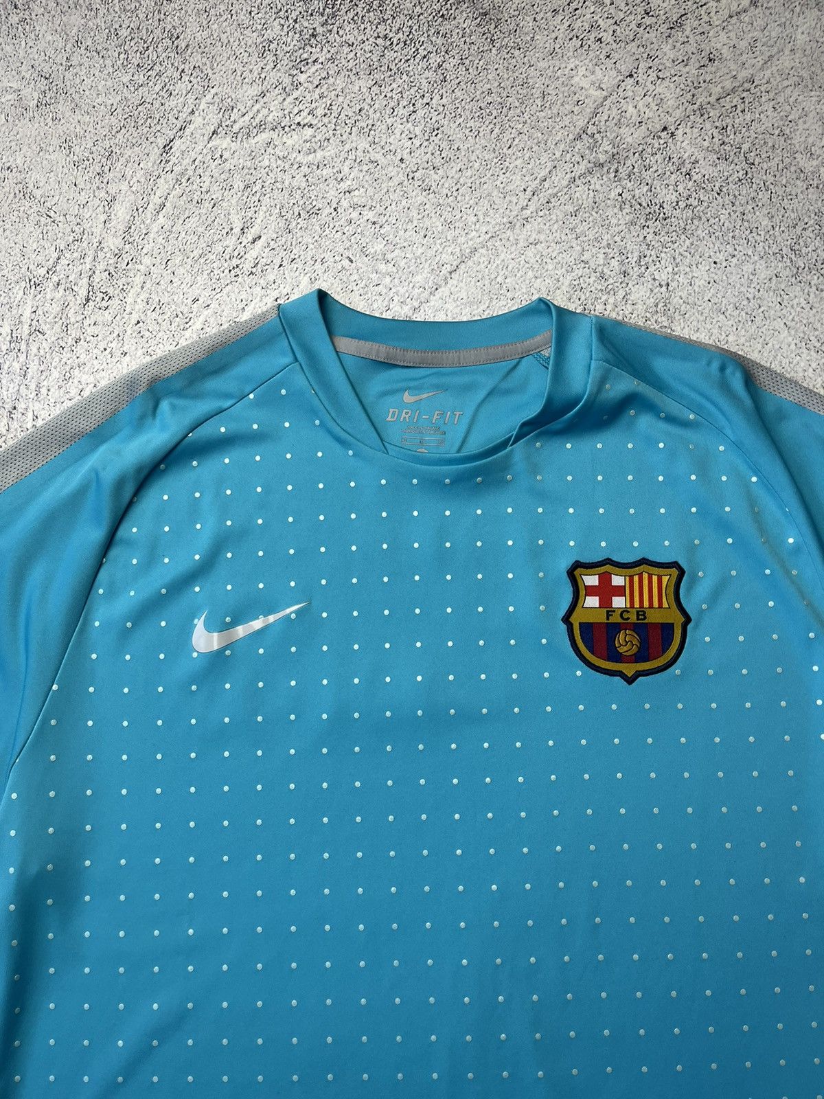 Nike Vintage Nike Barcelona Soccer Jersey Size US XL / EU 56 / 4 - 11 Thumbnail