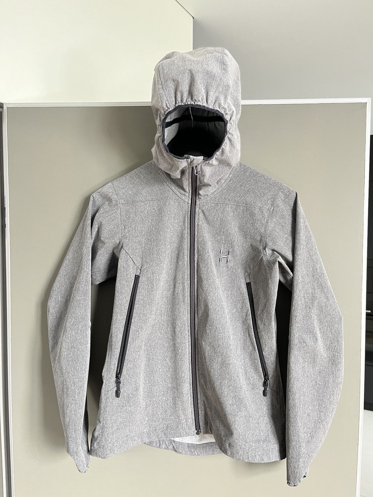 Haglofs Haglofs Boa Hooded Light Outdoor Gorpcore Jacket Size S / US 4 / IT 40 - 1 Thumbnail