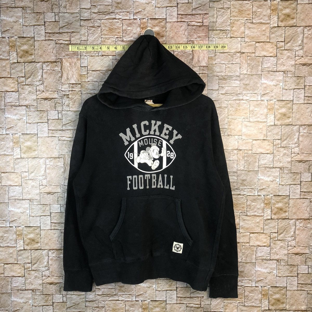 Disney × Mickey Mouse × Uniqlo Uniqlo Disney Mickey Mouse Footbball Black #A498 Size US M / EU 48-50 / 2 - 1 Thumbnail
