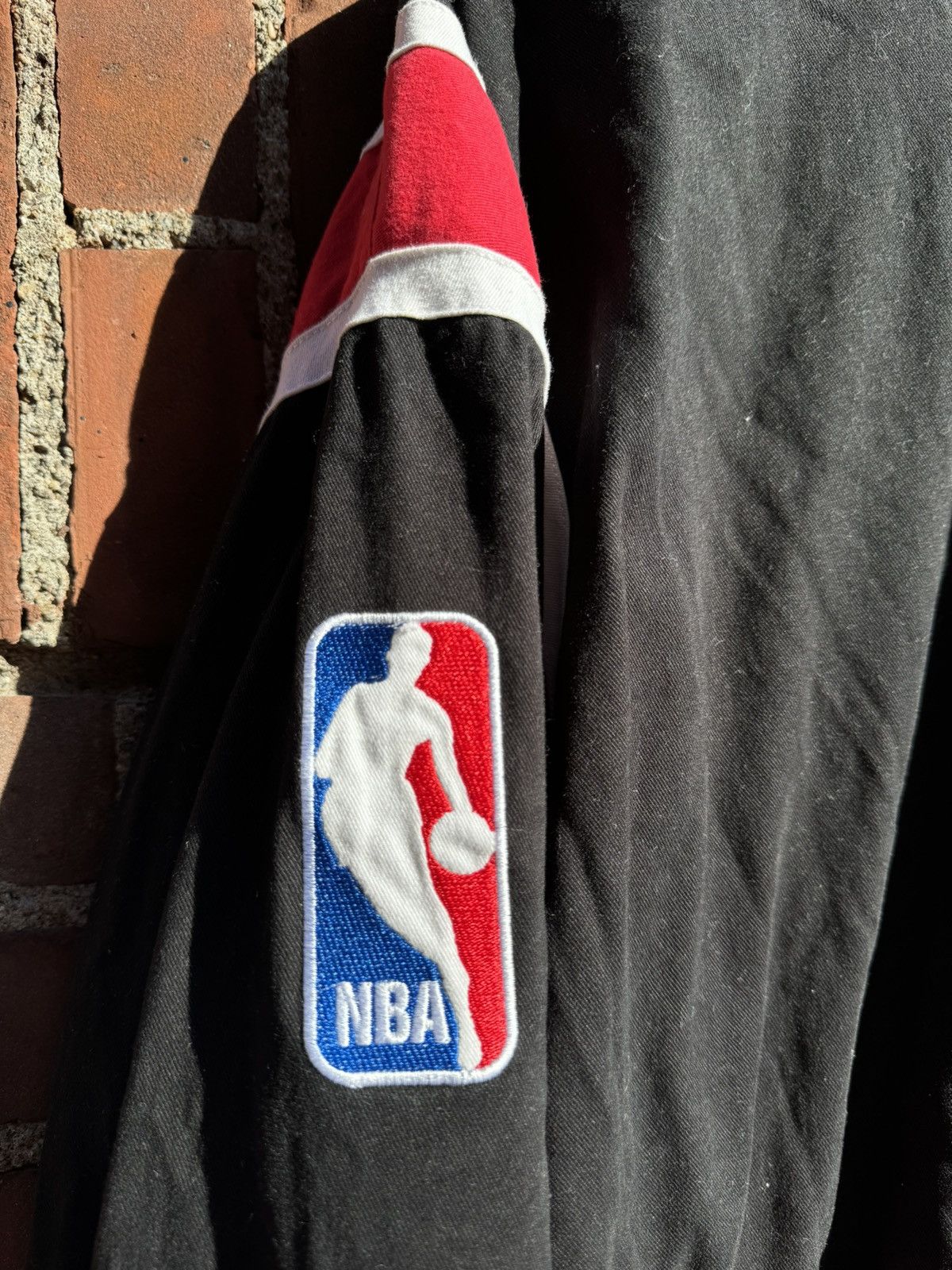 NBA × Starter × Vintage Vintage Starter Chicago Bulls 90’s Retro Jordan Jacket Size US XXL / EU 58 / 5 - 7 Thumbnail