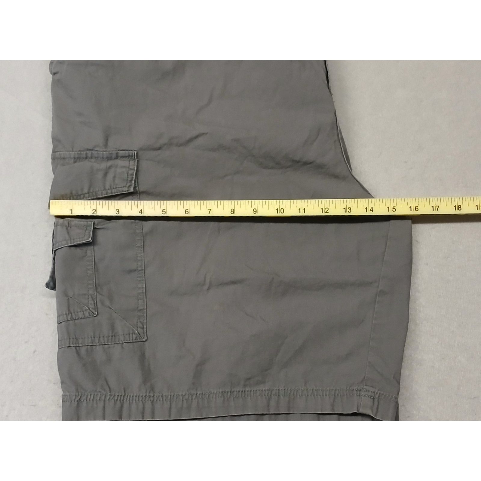 Other King Size (46) Men's Gray Cargo Style Relaxed Shorts Size US 30 / EU 46 - 10 Thumbnail