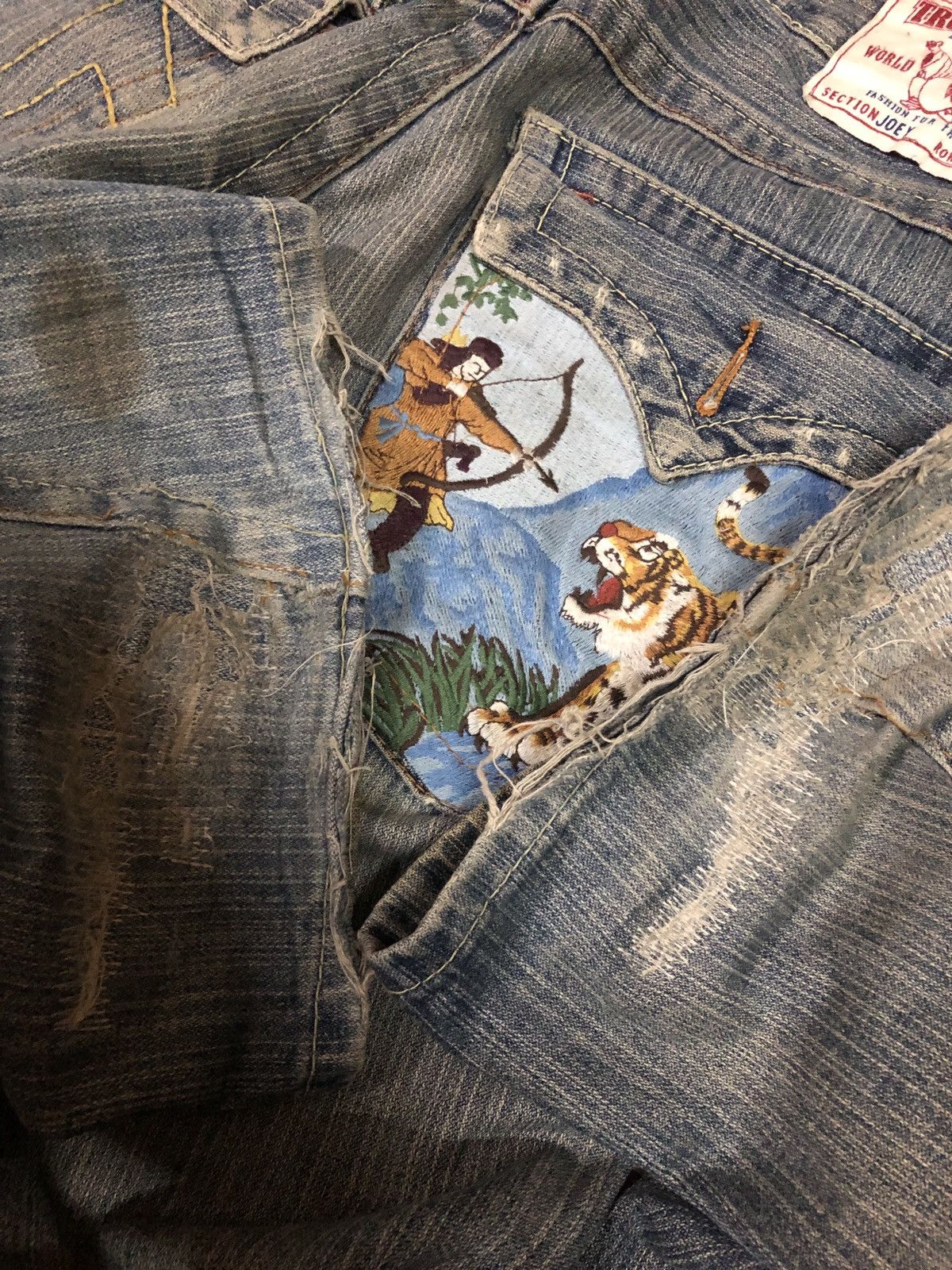 True Religion True Religion Flare Joey Tiger Hunt Motif pocket Pants Size US 32 / EU 48 - 3 Thumbnail