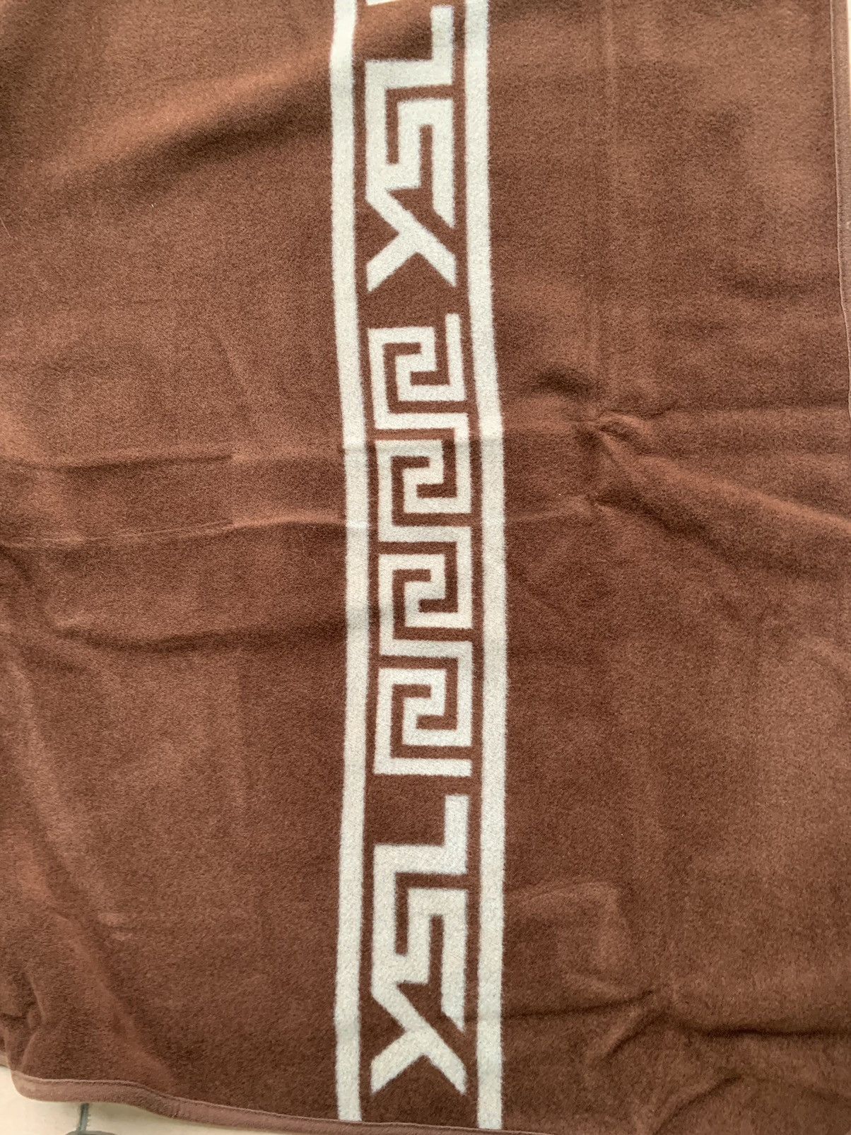 Yves Saint Laurent Authentic yves saint laurent blanket carpet Size ONE SIZE - 3 Thumbnail