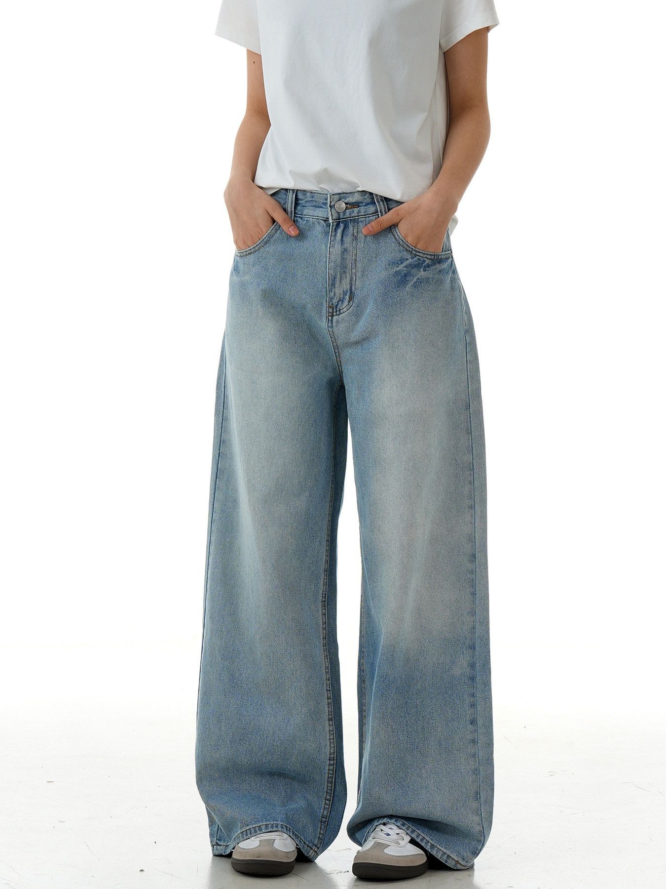 Jean American-Style Washed Distressed Straight-Leg Jeans Size US 32 / EU 48 - 2 Thumbnail