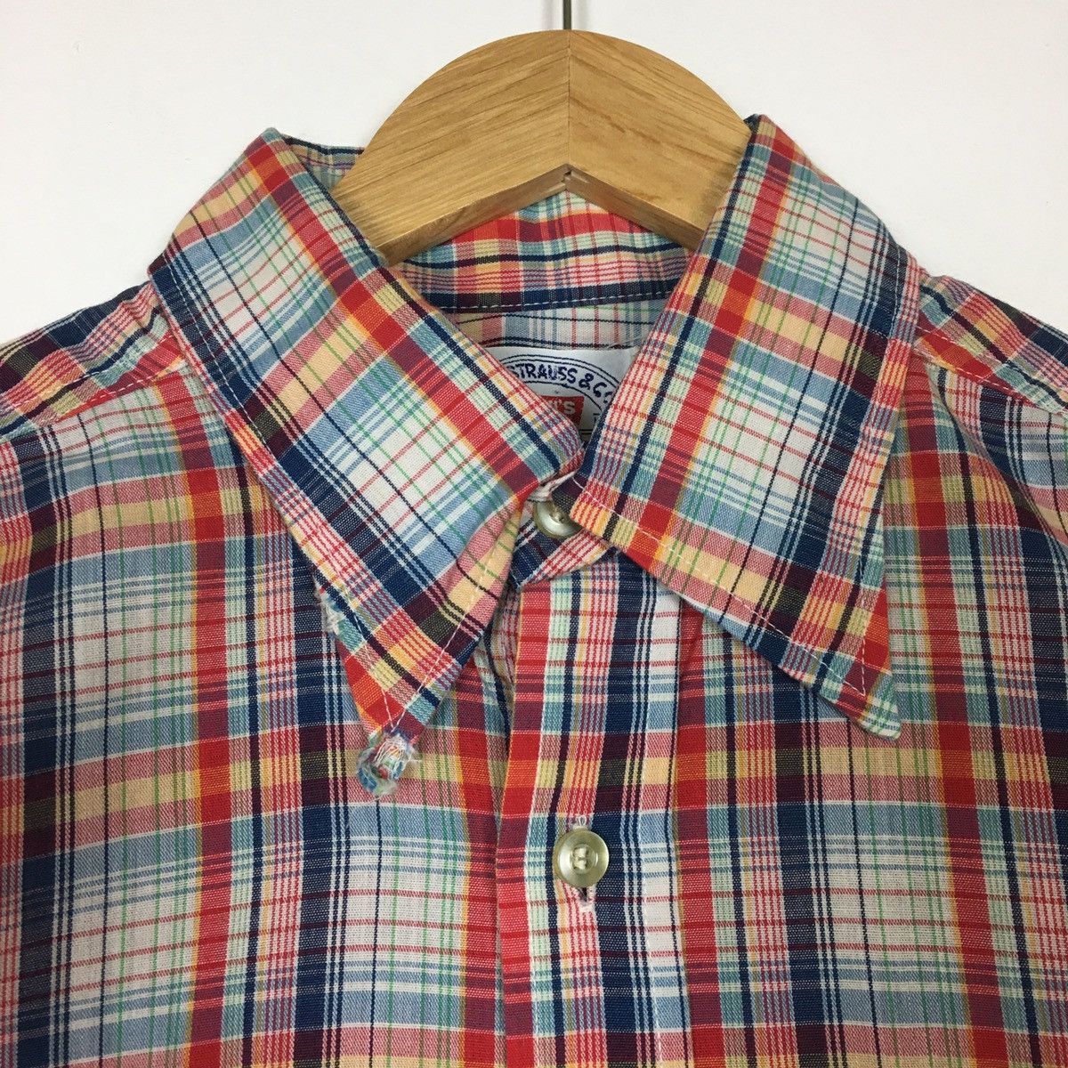 Levi's Vintage Levi’s White Tab Slim Fit Button Ups Shirt Size US L / EU 52-54 / 3 - 5 Thumbnail