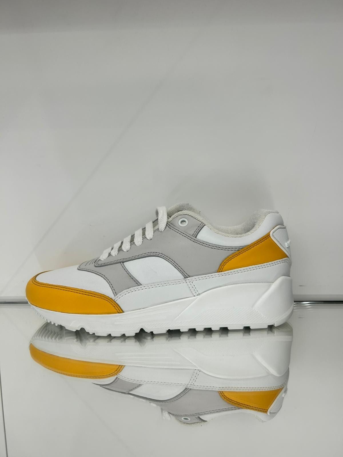 Saint Laurent Paris low-top laced sneakers with a SAINT LAURENT signature Size US 10 / EU 43 - 3 Thumbnail