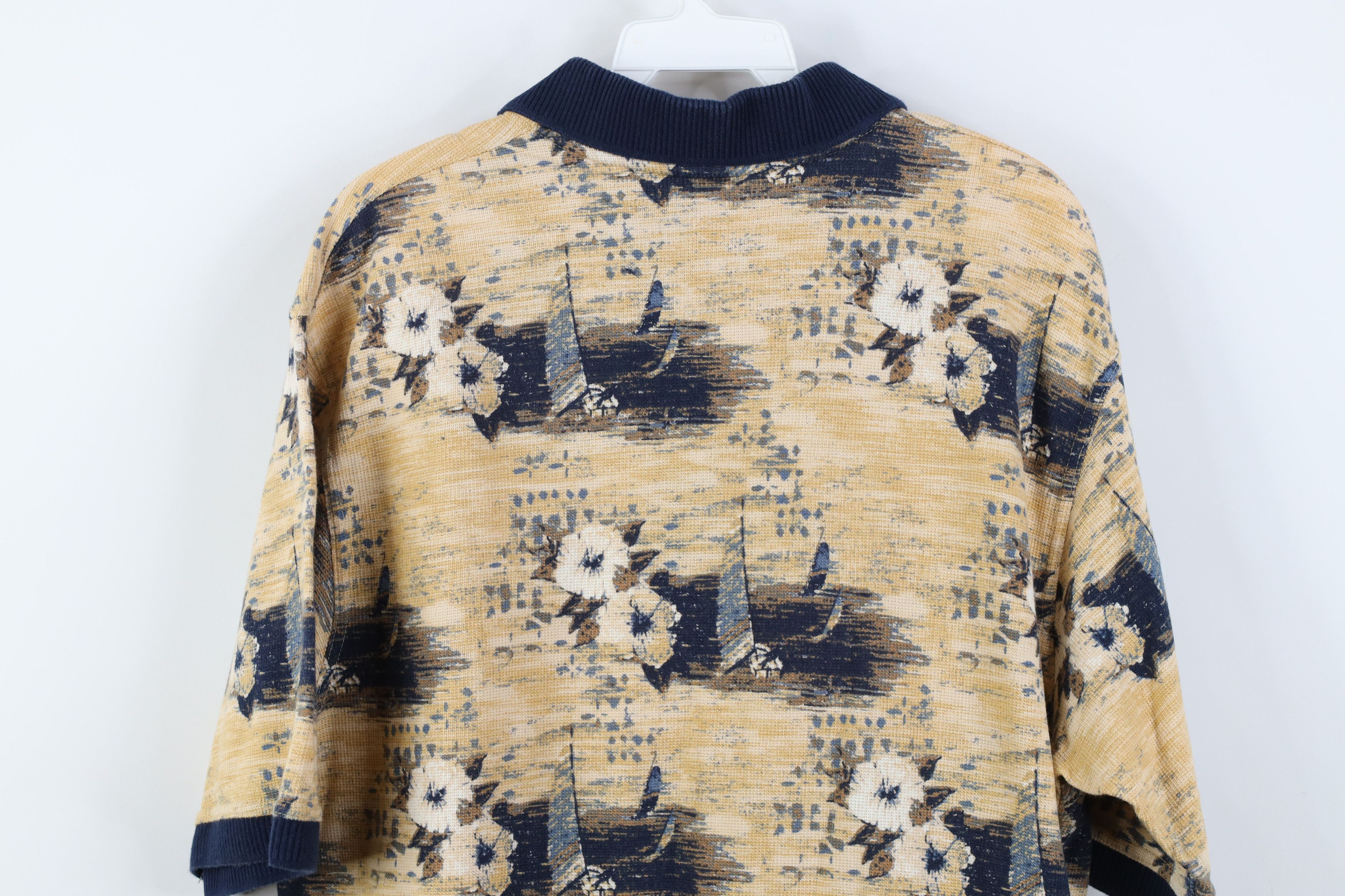 Vintage Vintage 90s Streetwear Flower Thermal Knit Golf Polo Size US L / EU 52-54 / 3 - 9 Thumbnail