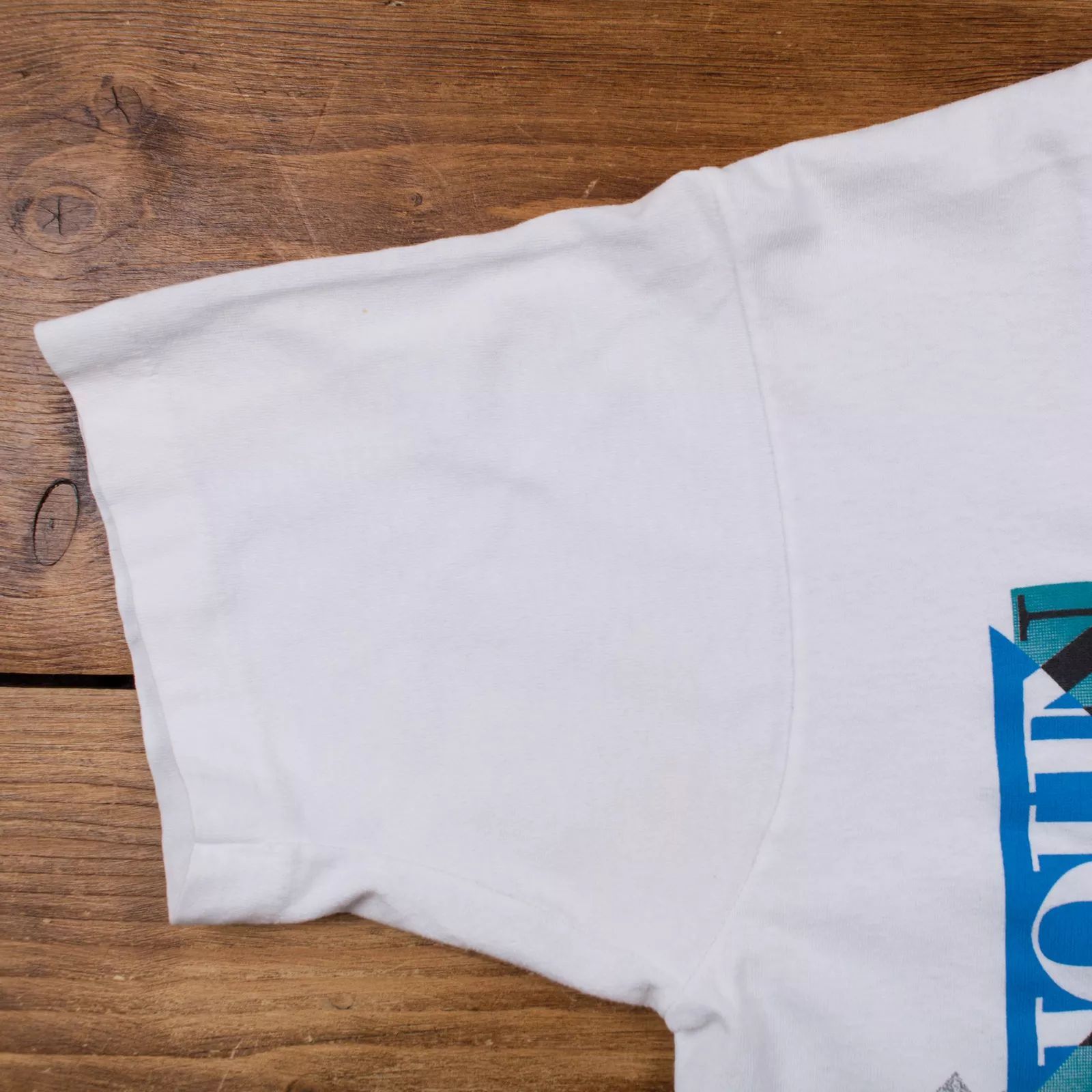 Vintage Vintage Fruit of the Loom Single Stitch T Shirt Graphic Size US S / EU 44-46 / 1 - 6 Thumbnail