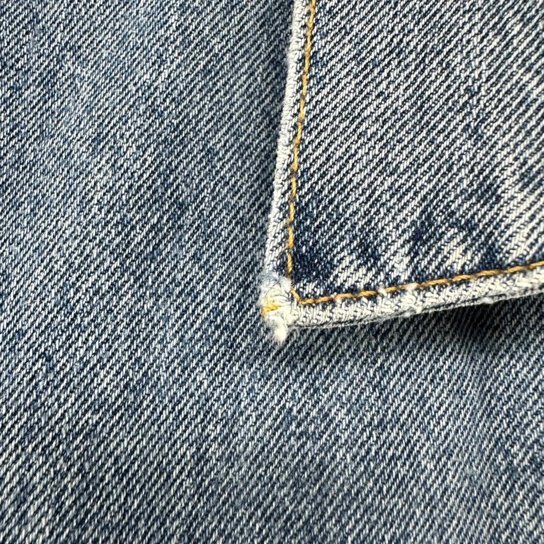 Levi's VINTAGE Levi's Jacket Mens Small Blue Denim Trucker Jean Cotton Light Wash Biker Retro 90s Mens Size US 29 - 4 Thumbnail