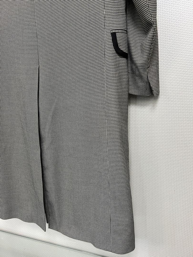 Daniel W. Fletcher DANIEL W. FLETCHER MID LENGTH TAILOR COAT MADE IN ENGLAND Size US XS / EU 42 / 0 - 7 Thumbnail