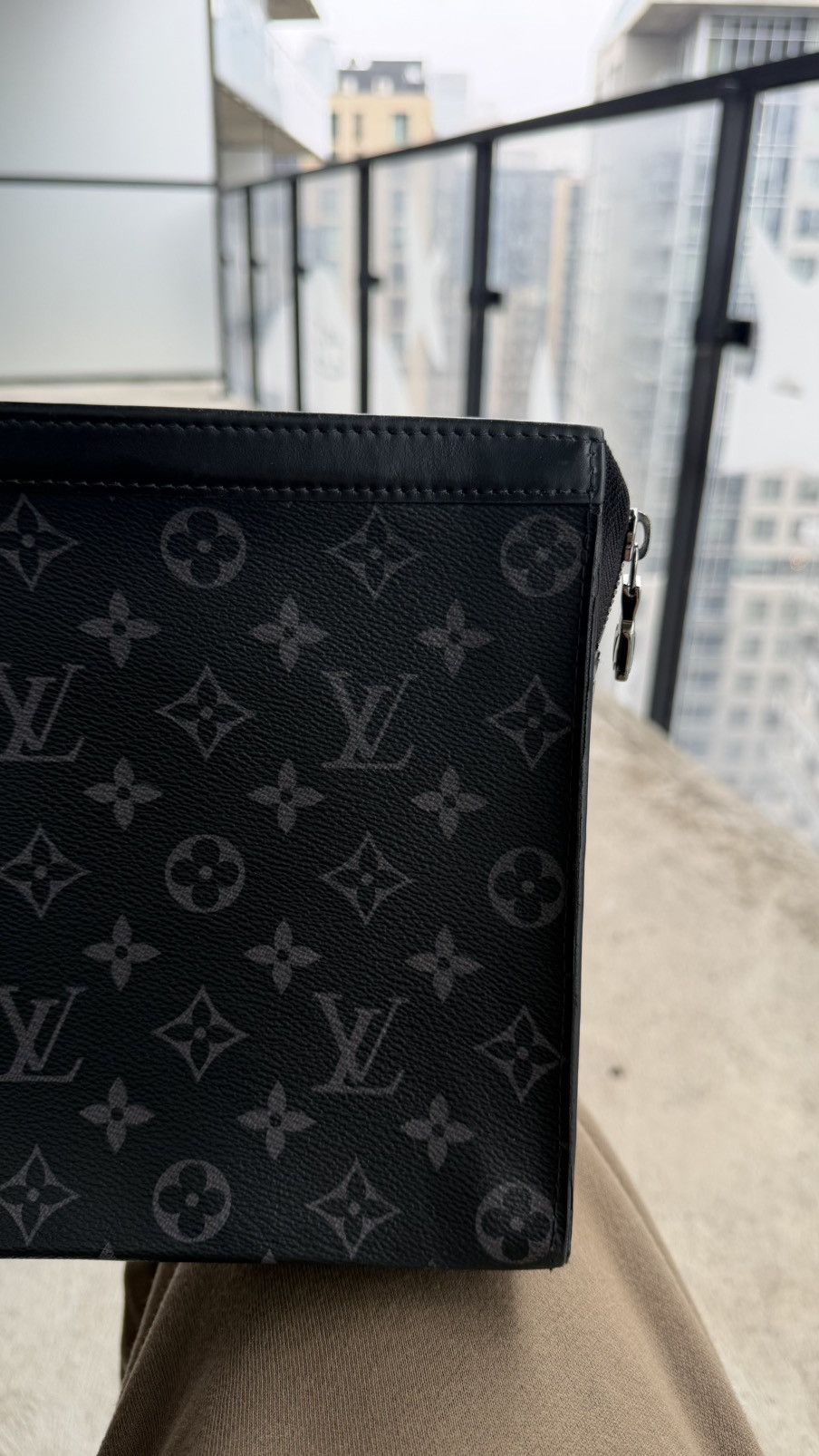 Louis Vuitton Louis Vuitton Voyage Pochette Size ONE SIZE - 12 Thumbnail