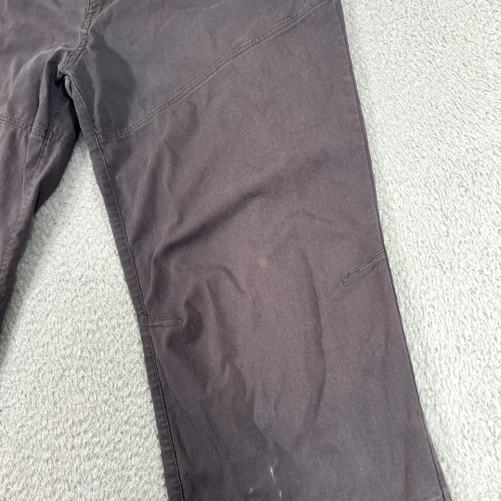 Mountain Hardwear **Mountain Hardwear Gray Chino Pants Men's 34x30 Regular Fit** User: Mountain Hardwear Gray Chino Pants Men's 34 Regular Fit Size US 34 / EU 50 - 4 Thumbnail