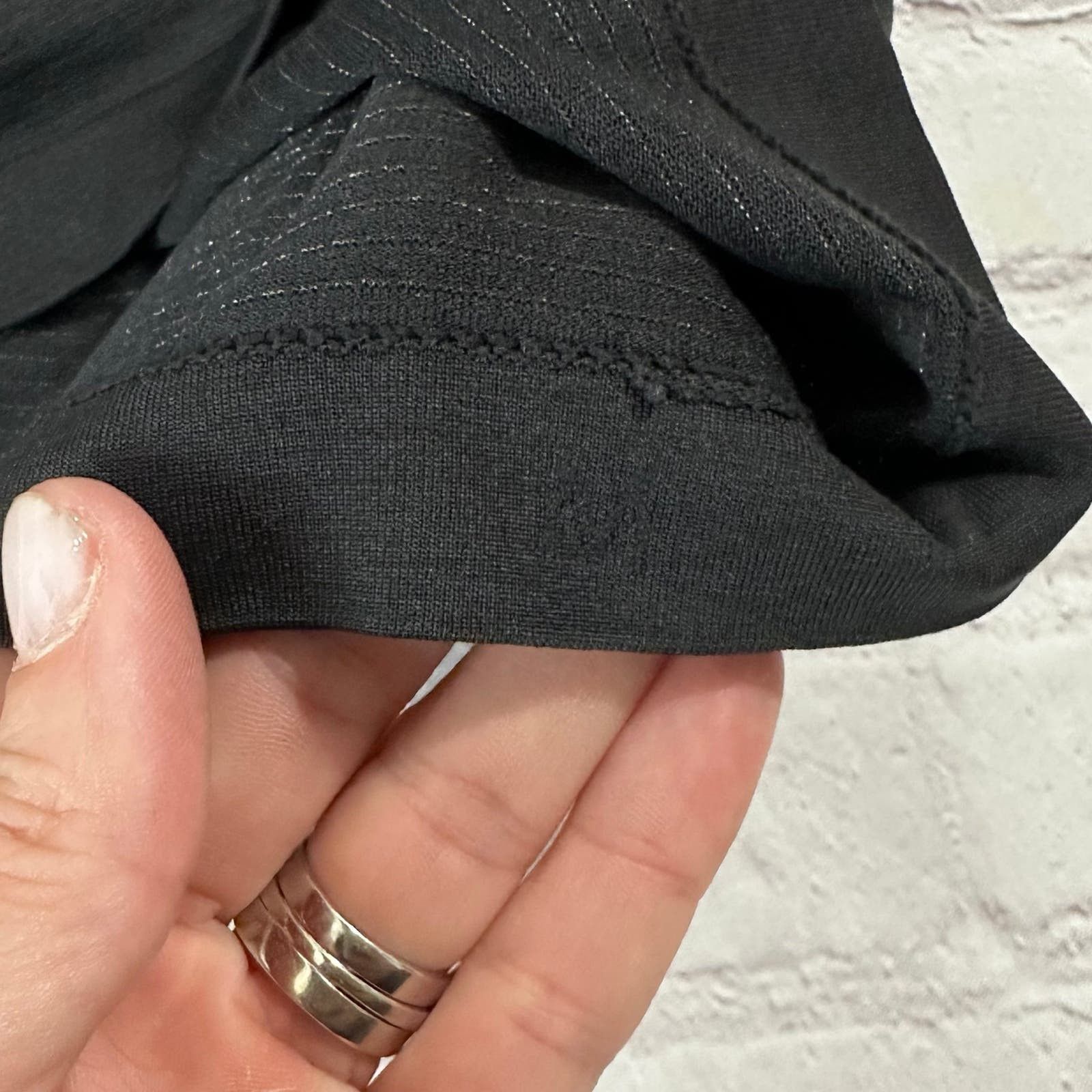 Lululemon Men’s Lululemon short sleeve black Size US M / EU 48-50 / 2 - 4 Thumbnail